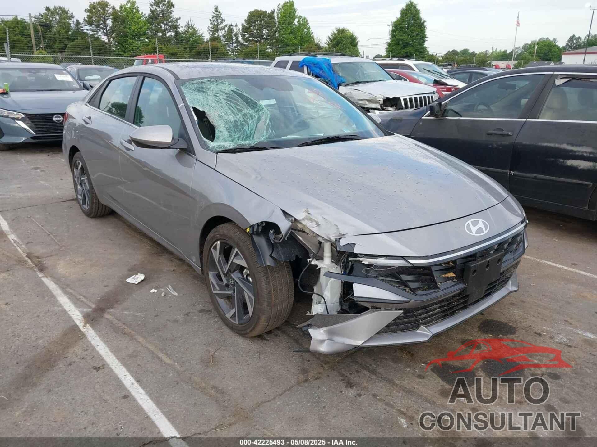 HYUNDAI ELANTRA 2025 - KMHLS4DG5SU968429