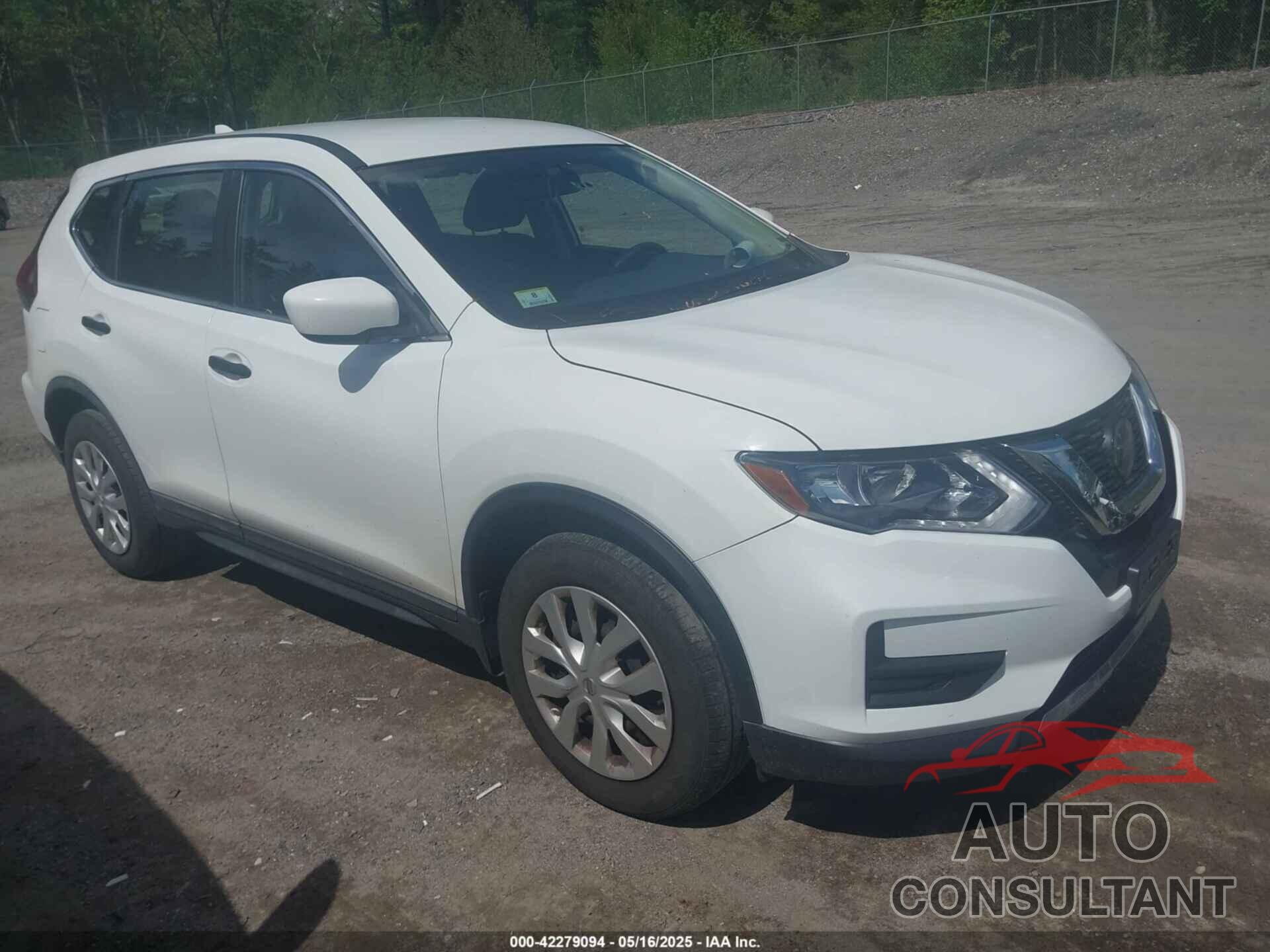 NISSAN ROGUE 2018 - KNMAT2MV8JP590051