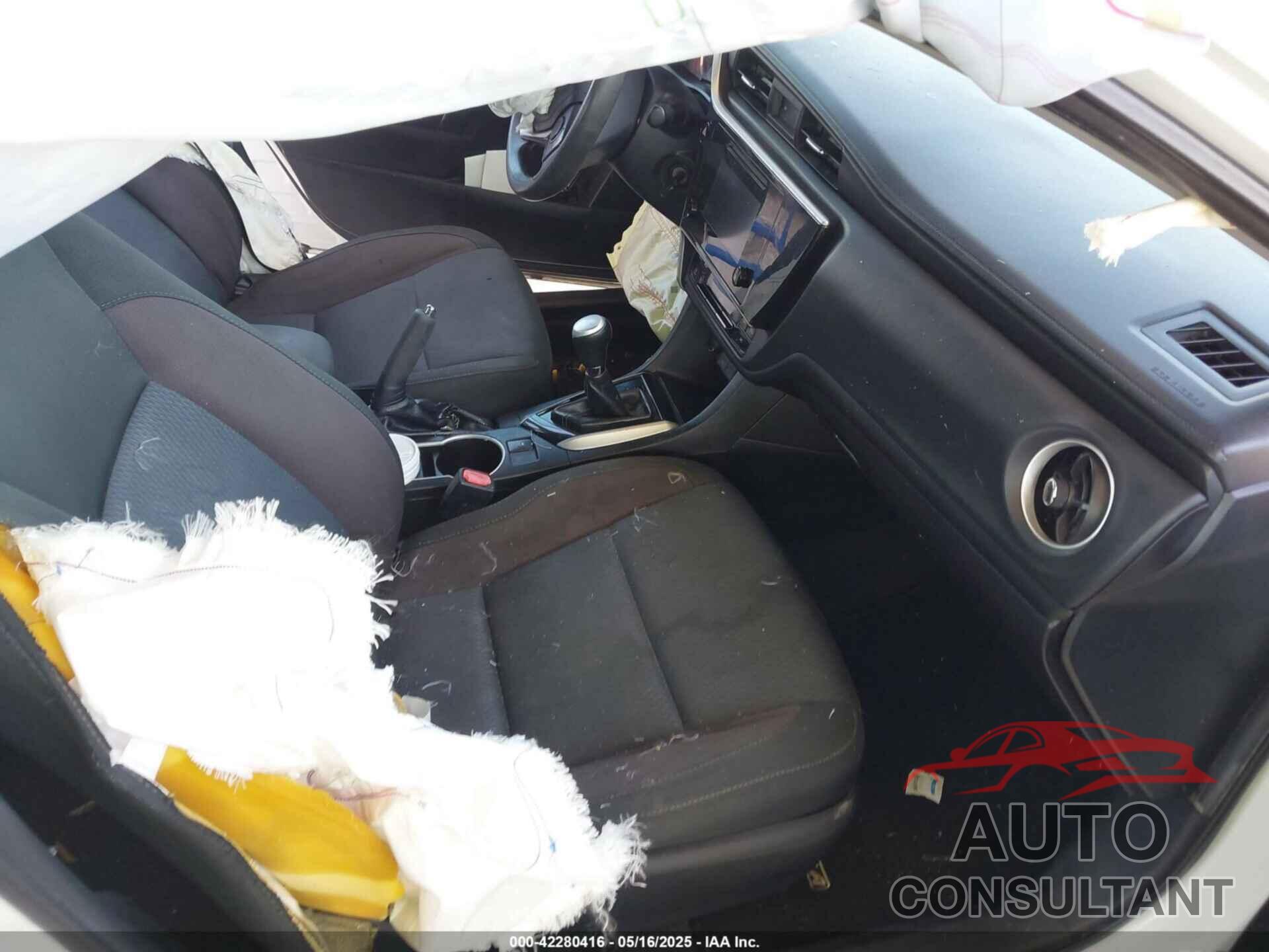 TOYOTA COROLLA 2019 - 5YFBURHE5KP945830