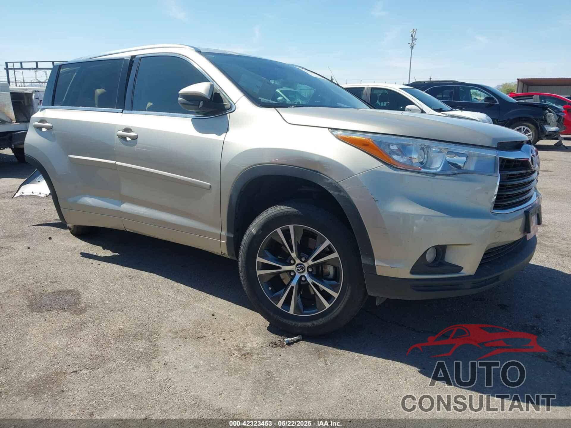 TOYOTA HIGHLANDER 2016 - 5TDKKRFH8GS504243