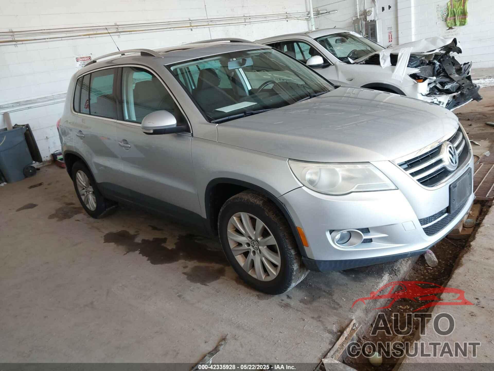 VOLKSWAGEN TIGUAN 2009 - WVGBV75N39W519346