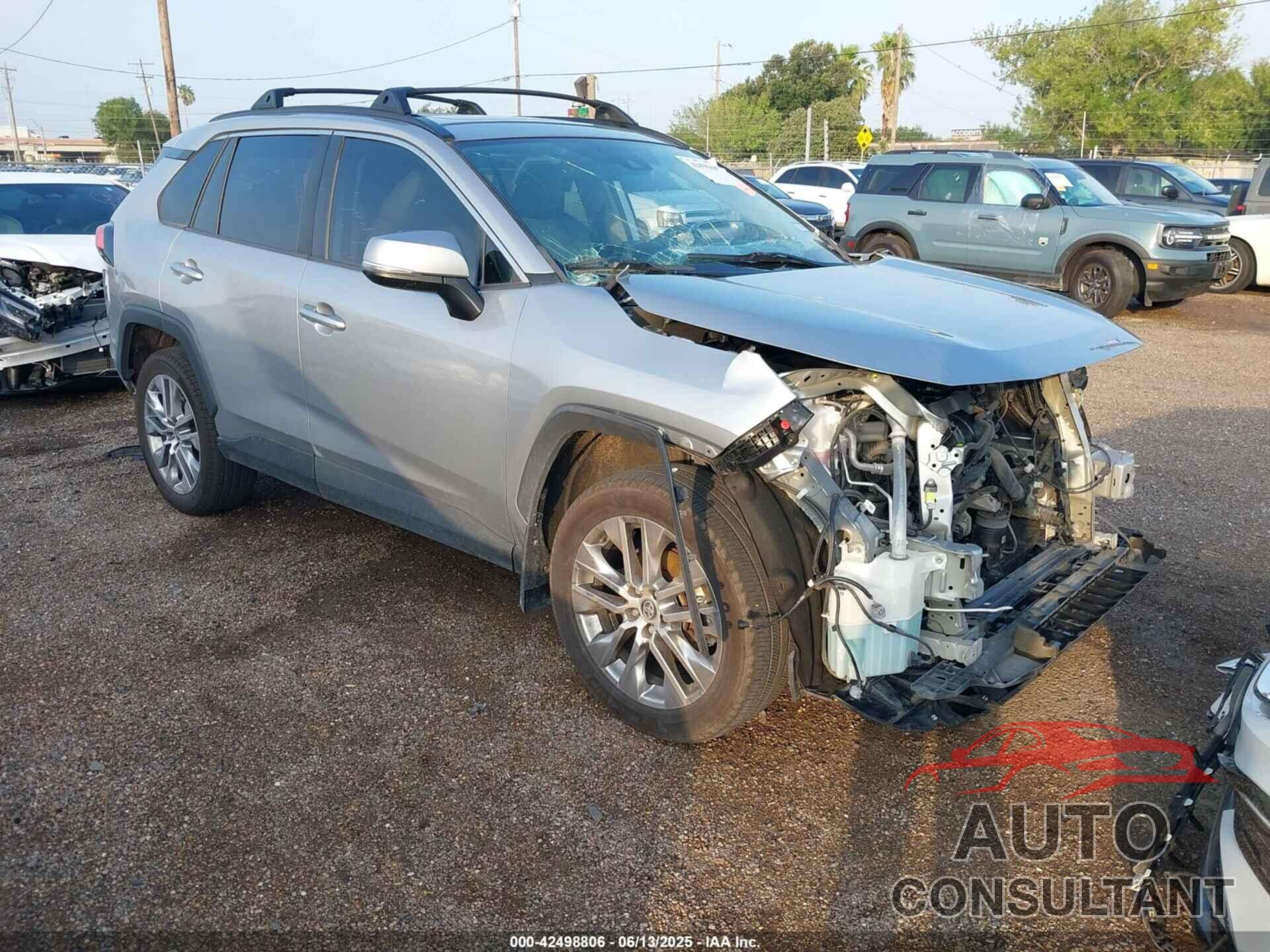 TOYOTA RAV4 2021 - 2T3C1RFV8MC088736