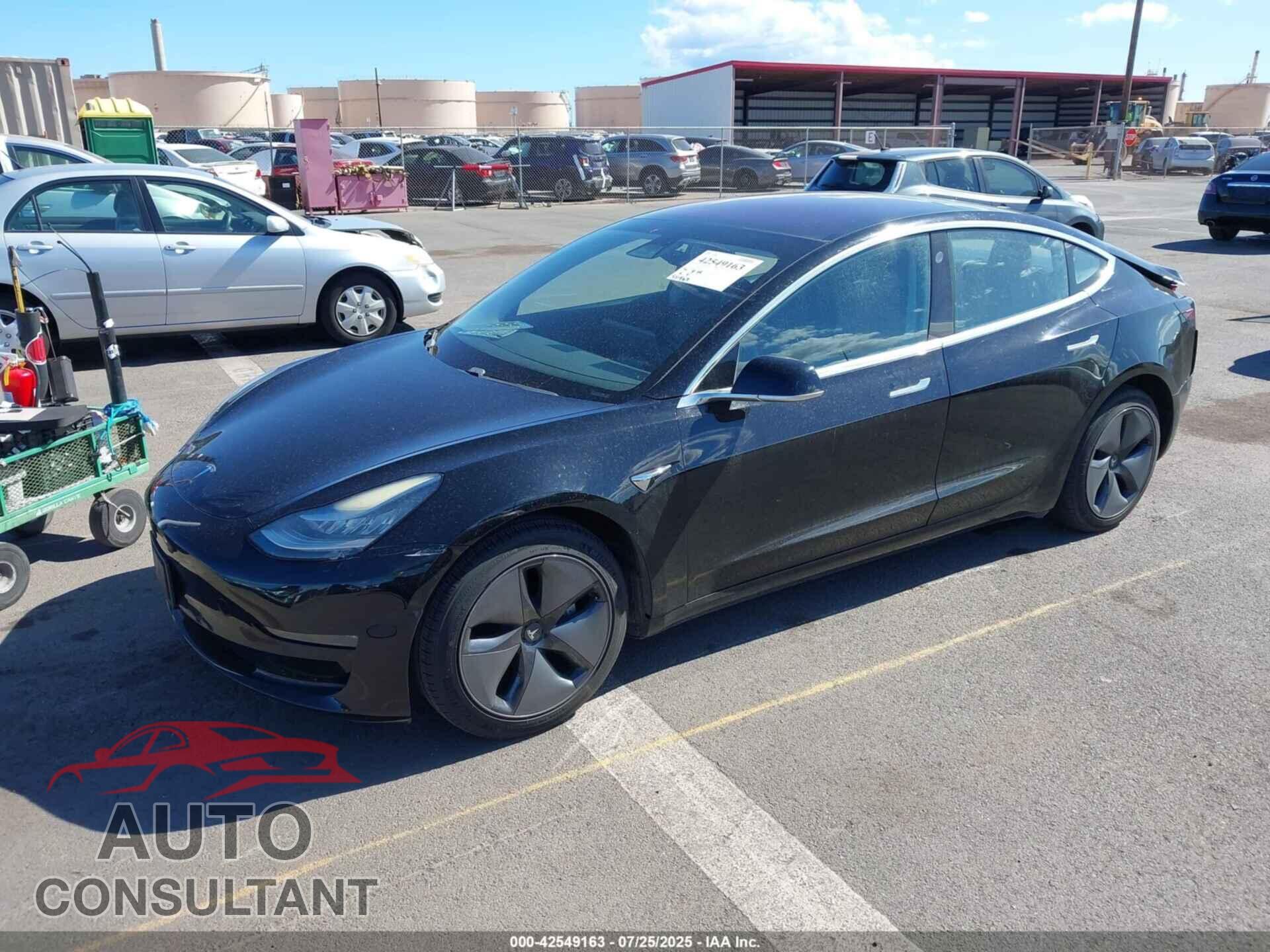TESLA MODEL 3 2017 - 5YJ3E1EA5HF000563