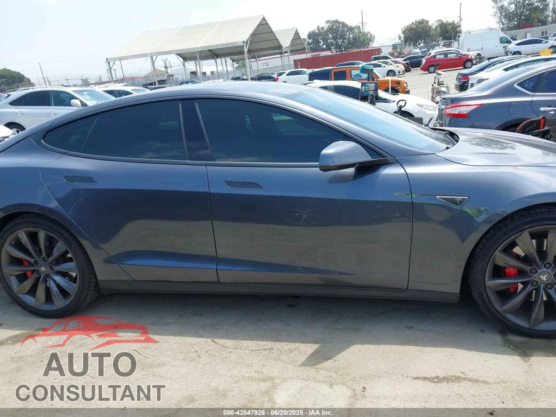 TESLA MODEL S 2014 - 5YJSA1H2XEFP66036