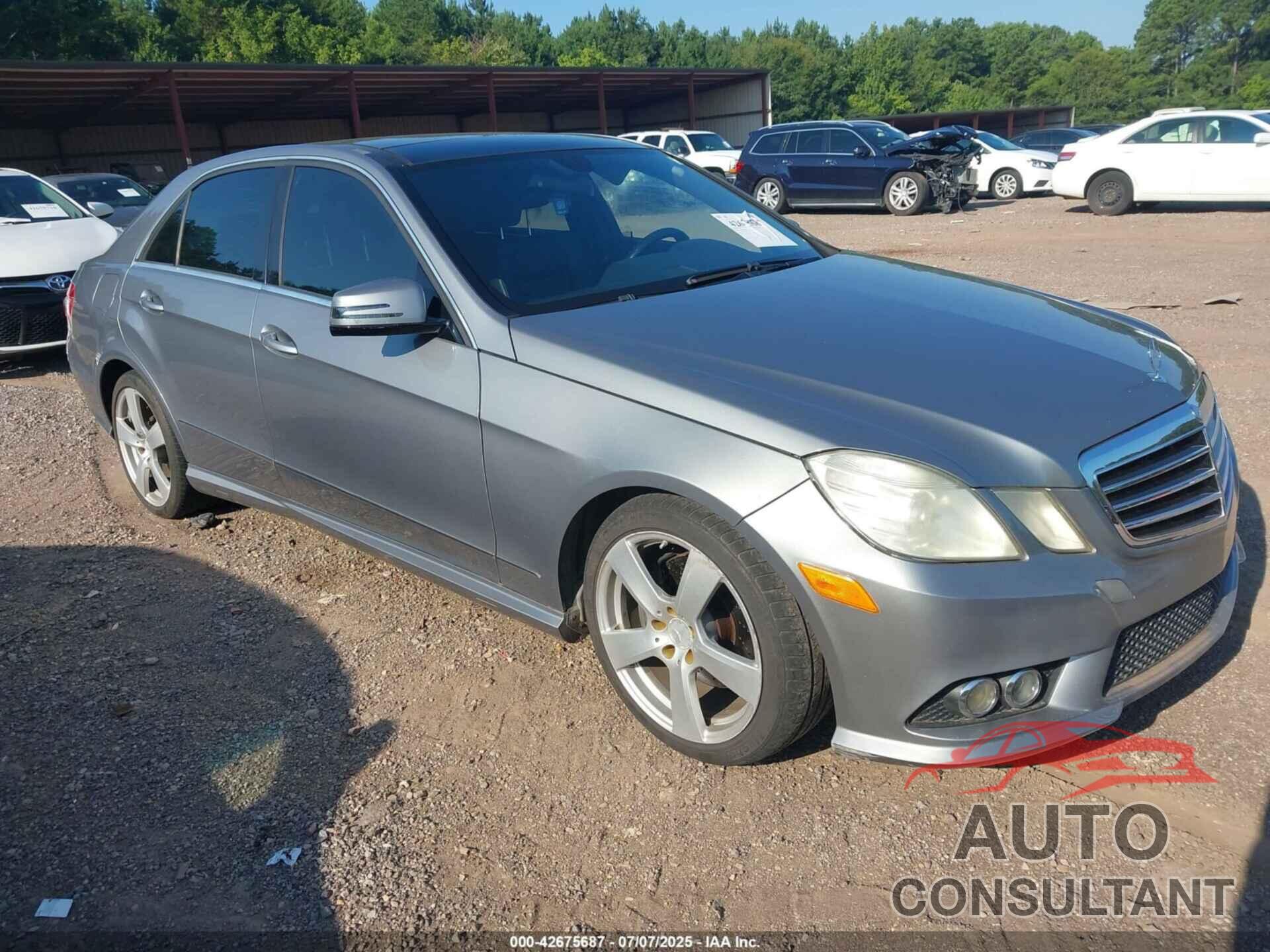 MERCEDES-BENZ E 350 2010 - WDDHF5GB3AA028530