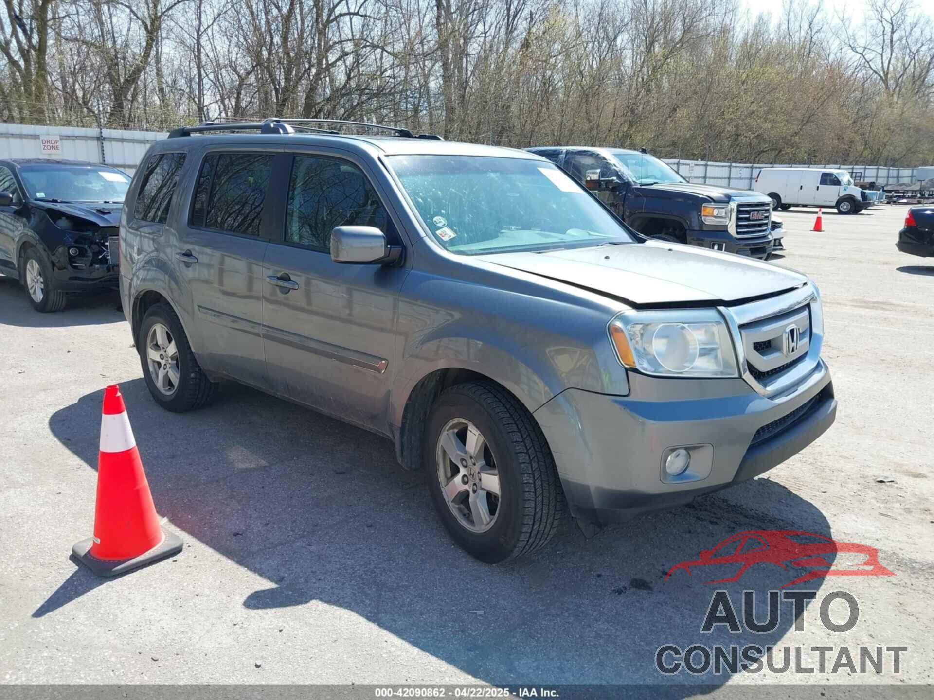 HONDA PILOT 2009 - 5FNYF48699B034440