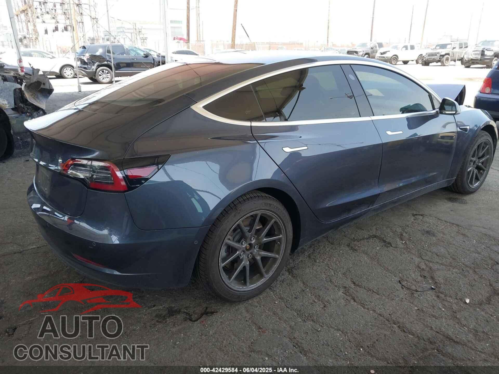 TESLA MODEL 3 2018 - 5YJ3E1EA7JF021792