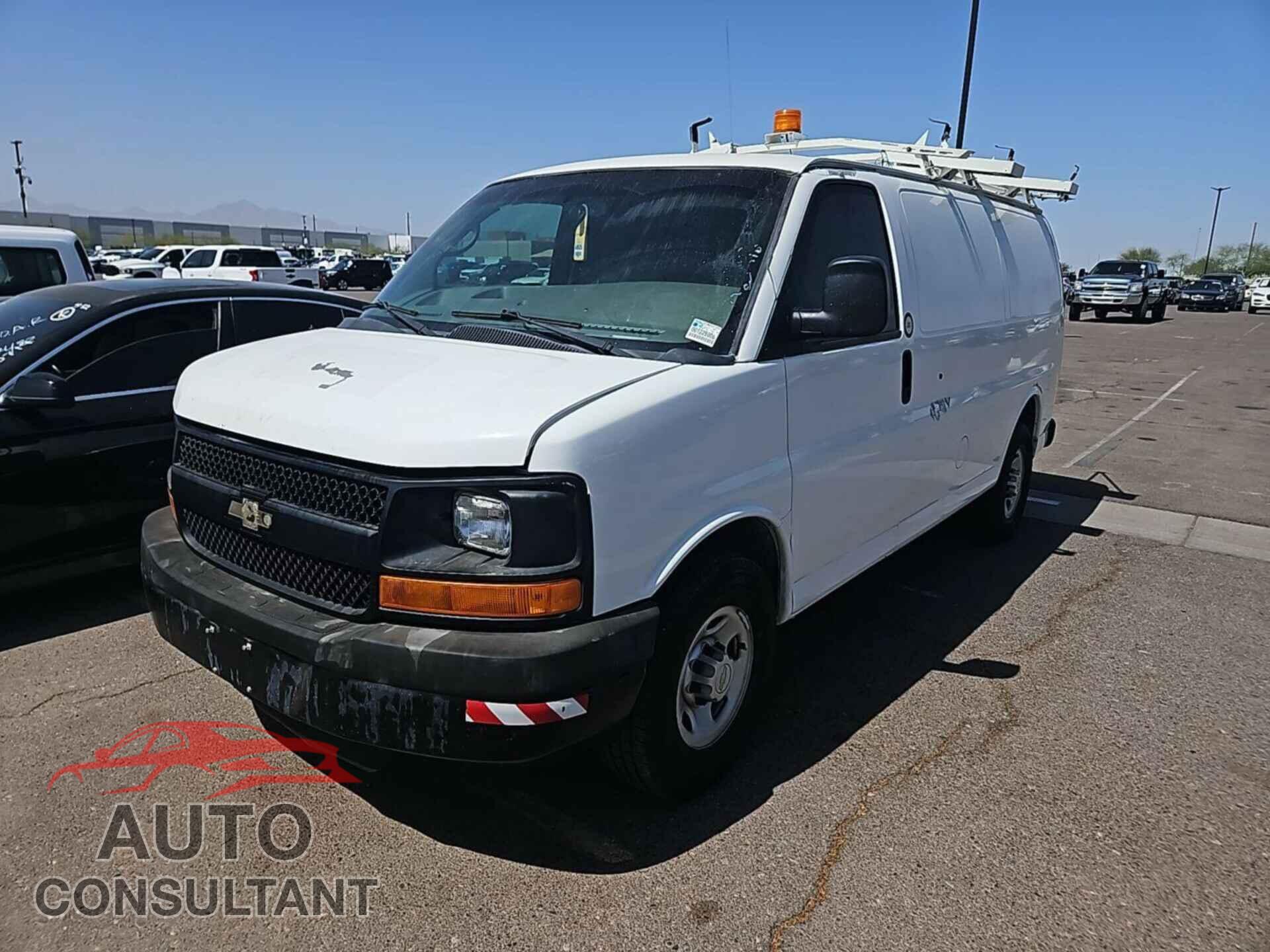 CHEVROLET EXPRESS G2500 2010 - 1GCZGFBA8A1175152