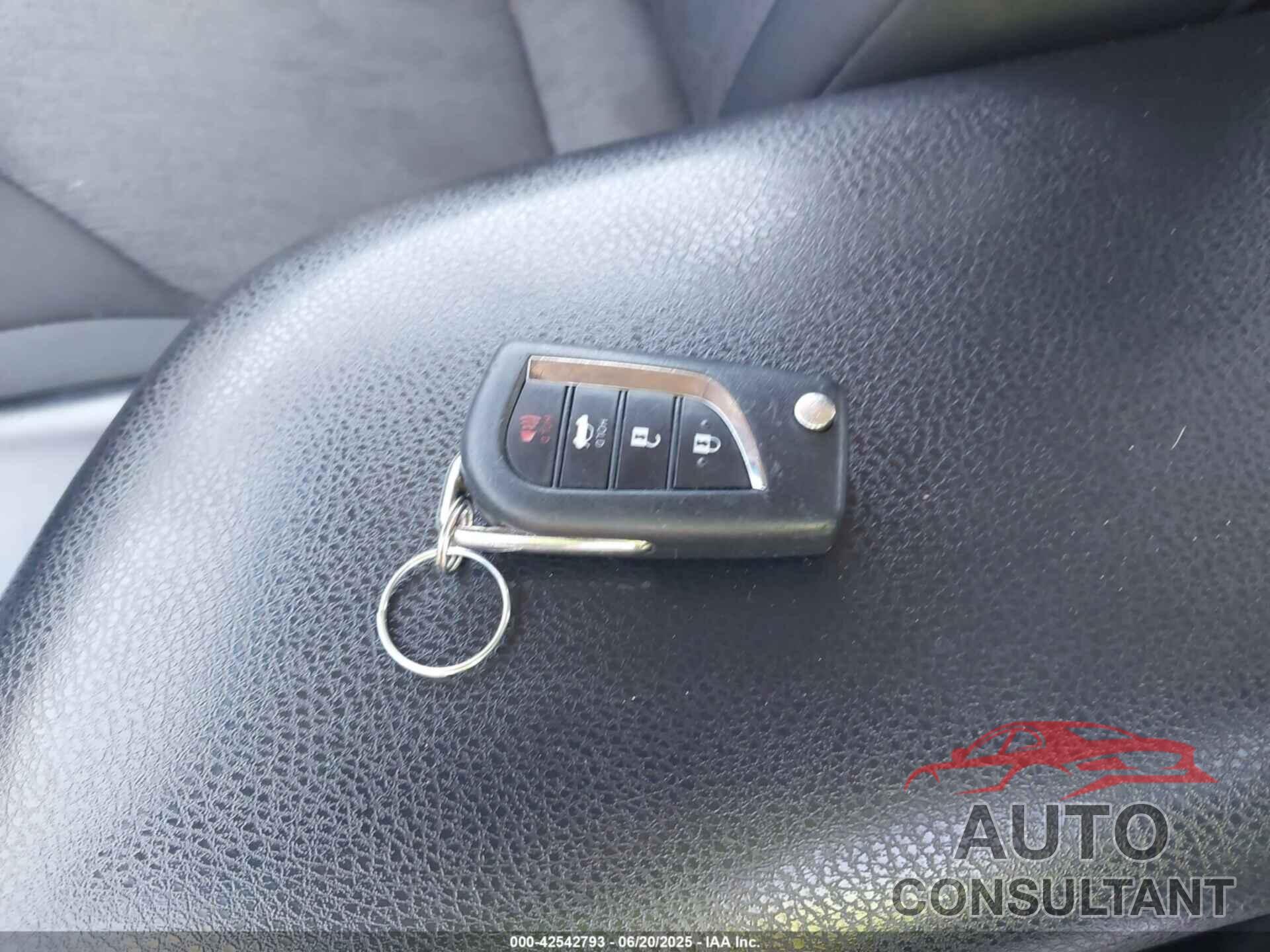TOYOTA CAMRY 2019 - 4T1B11HK9KU756290