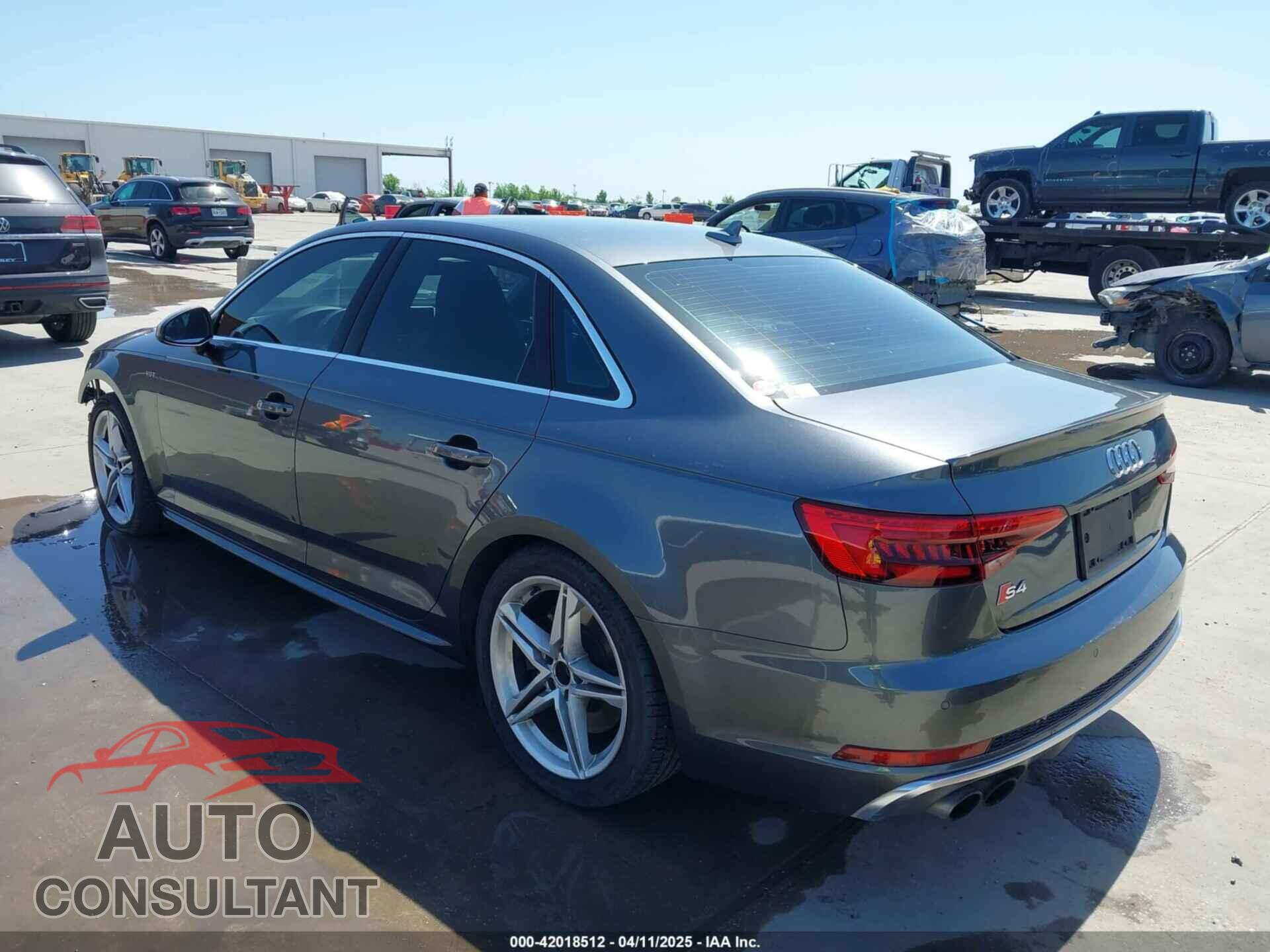 AUDI S4 2018 - WAUB4AF45JA001988
