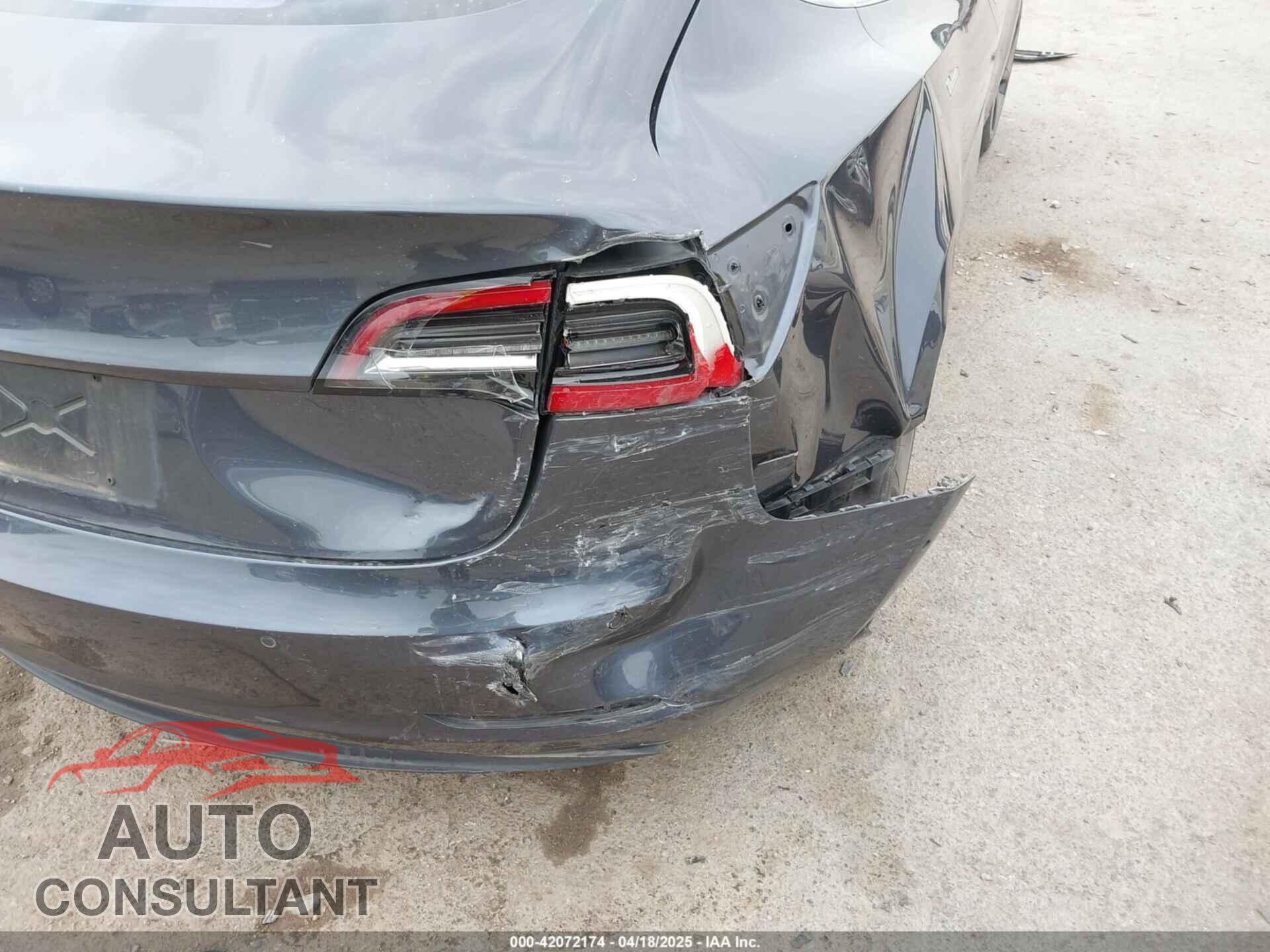 TESLA MODEL 3 2018 - 5YJ3E1EA8JF005178