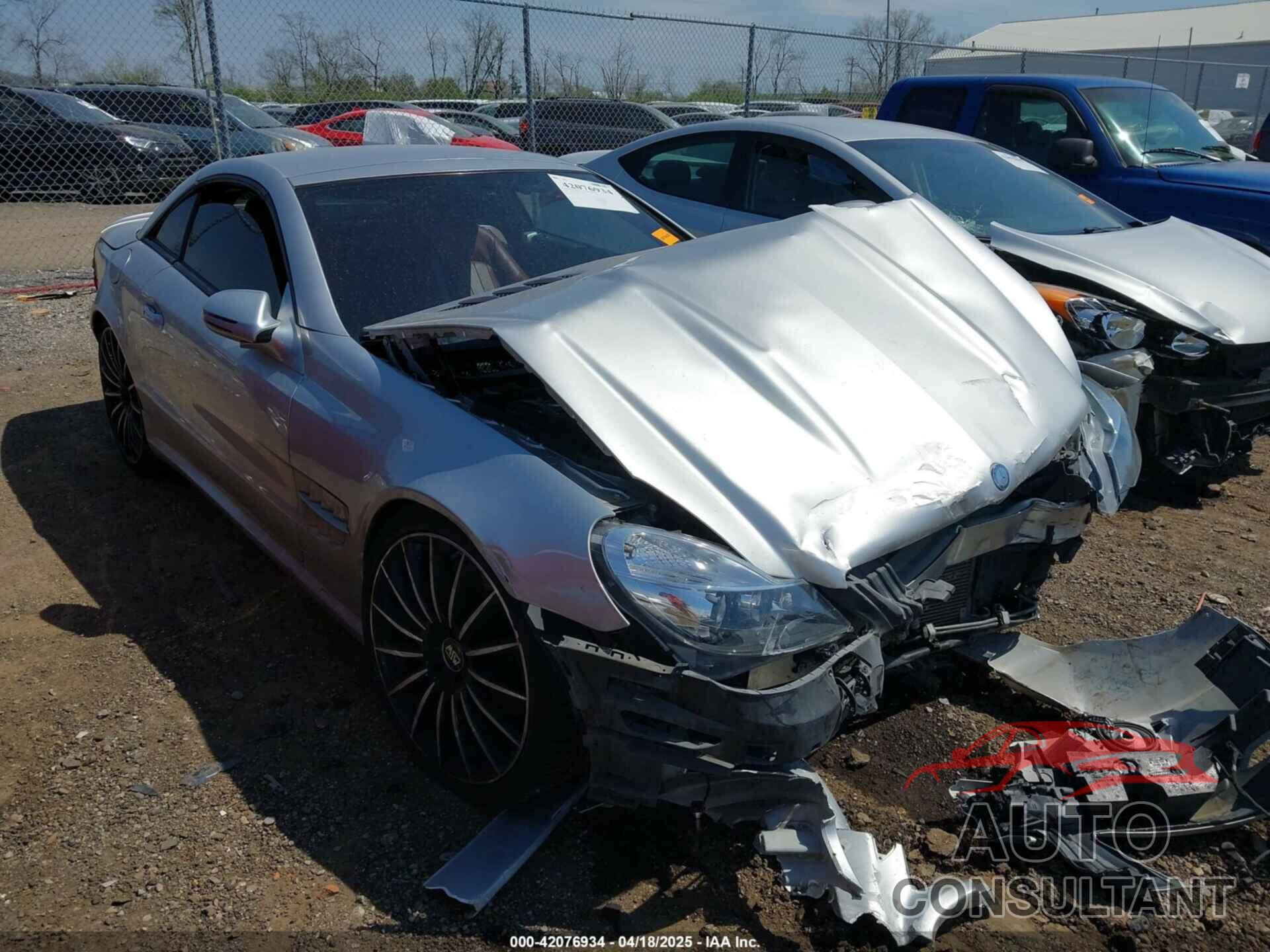 MERCEDES-BENZ SL 550 2009 - WDBSK71F99F145173