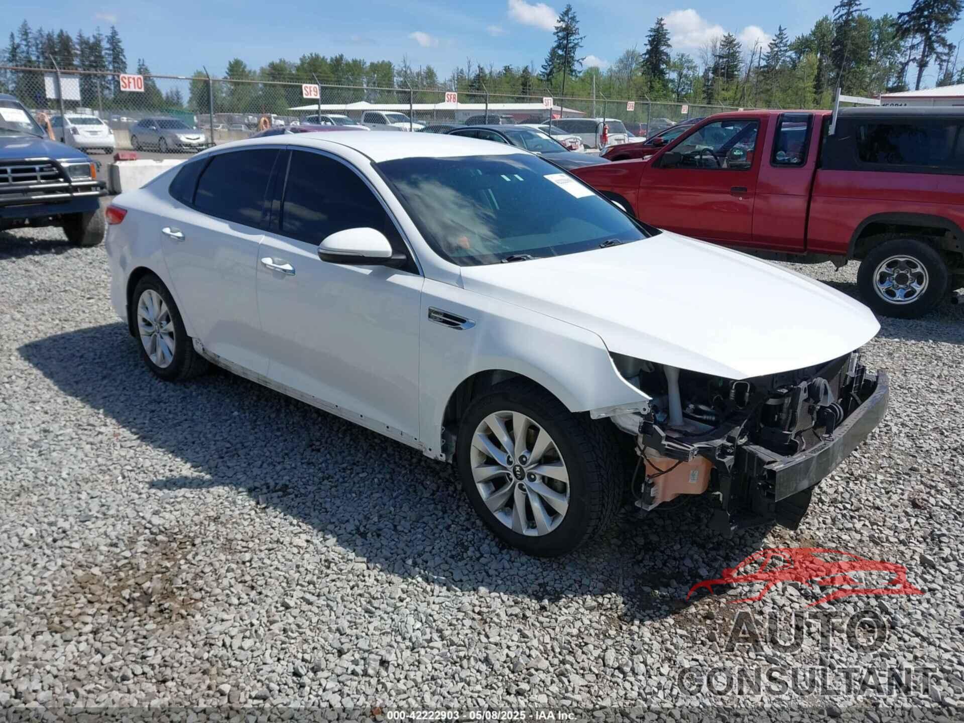 KIA OPTIMA 2018 - 5XXGU4L3XJG208919