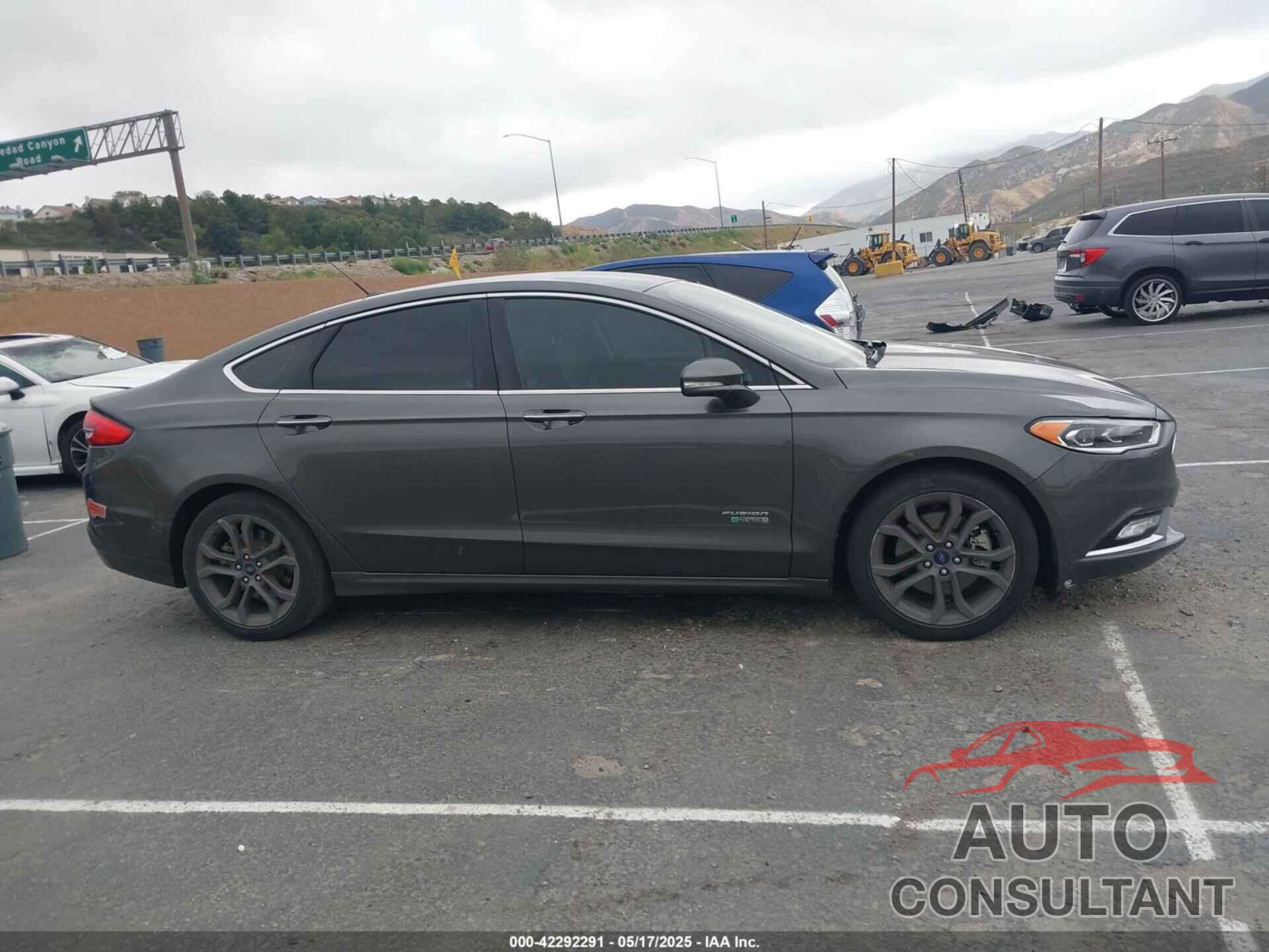 FORD FUSION ENERGI 2017 - 3FA6P0PU9HR201086