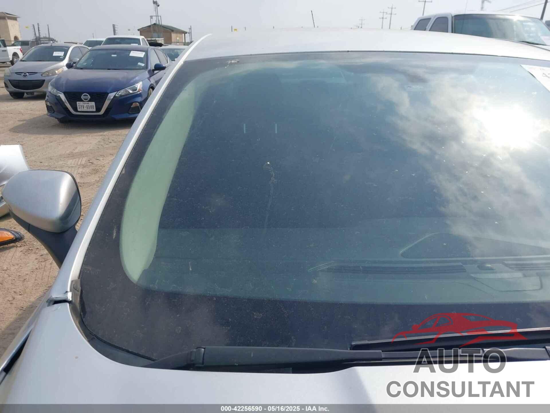 FORD FUSION HYBRID 2018 - 3FA6P0LU1JR157595