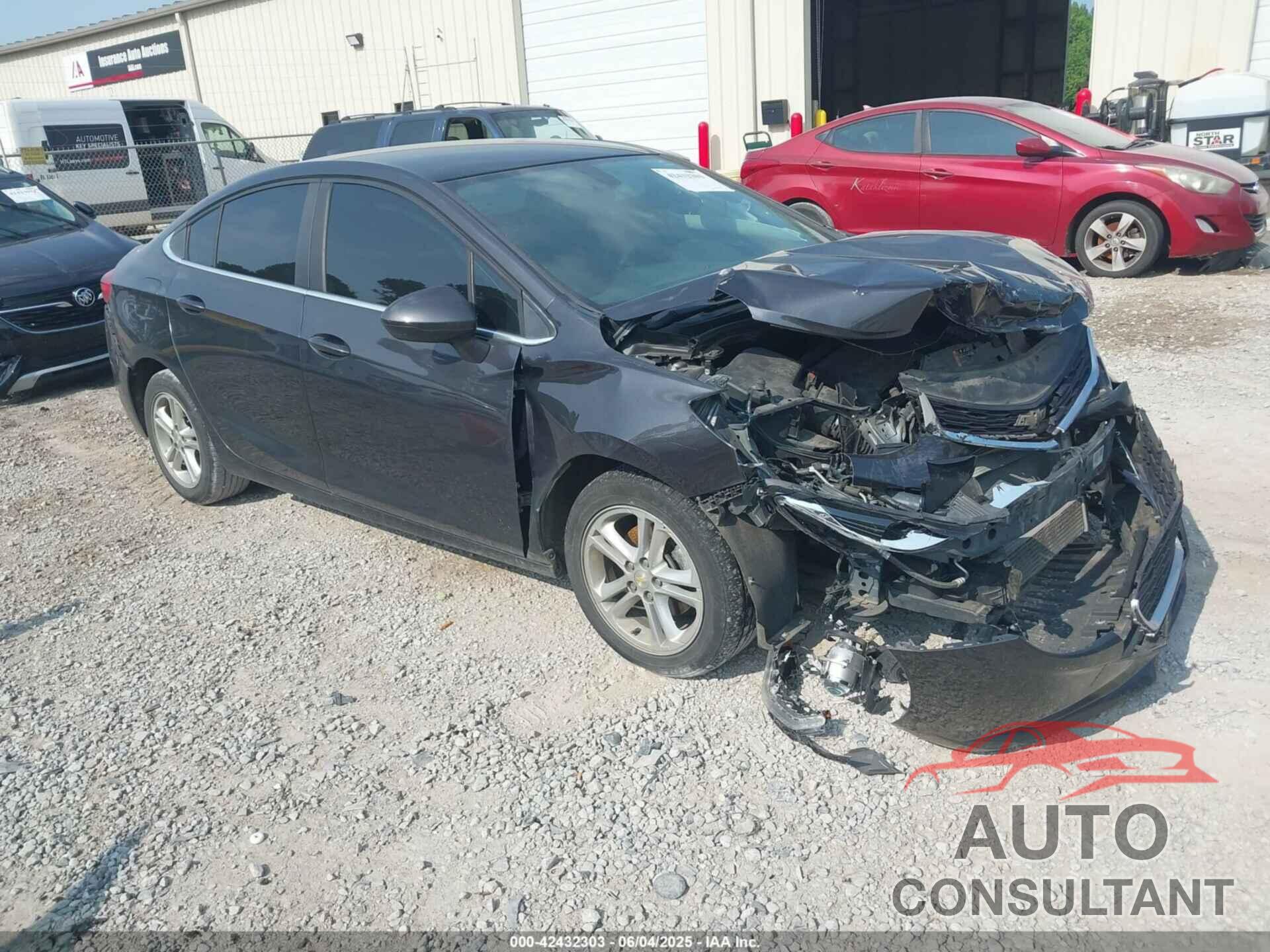 CHEVROLET CRUZE 2017 - 1G1BE5SM3H7103786