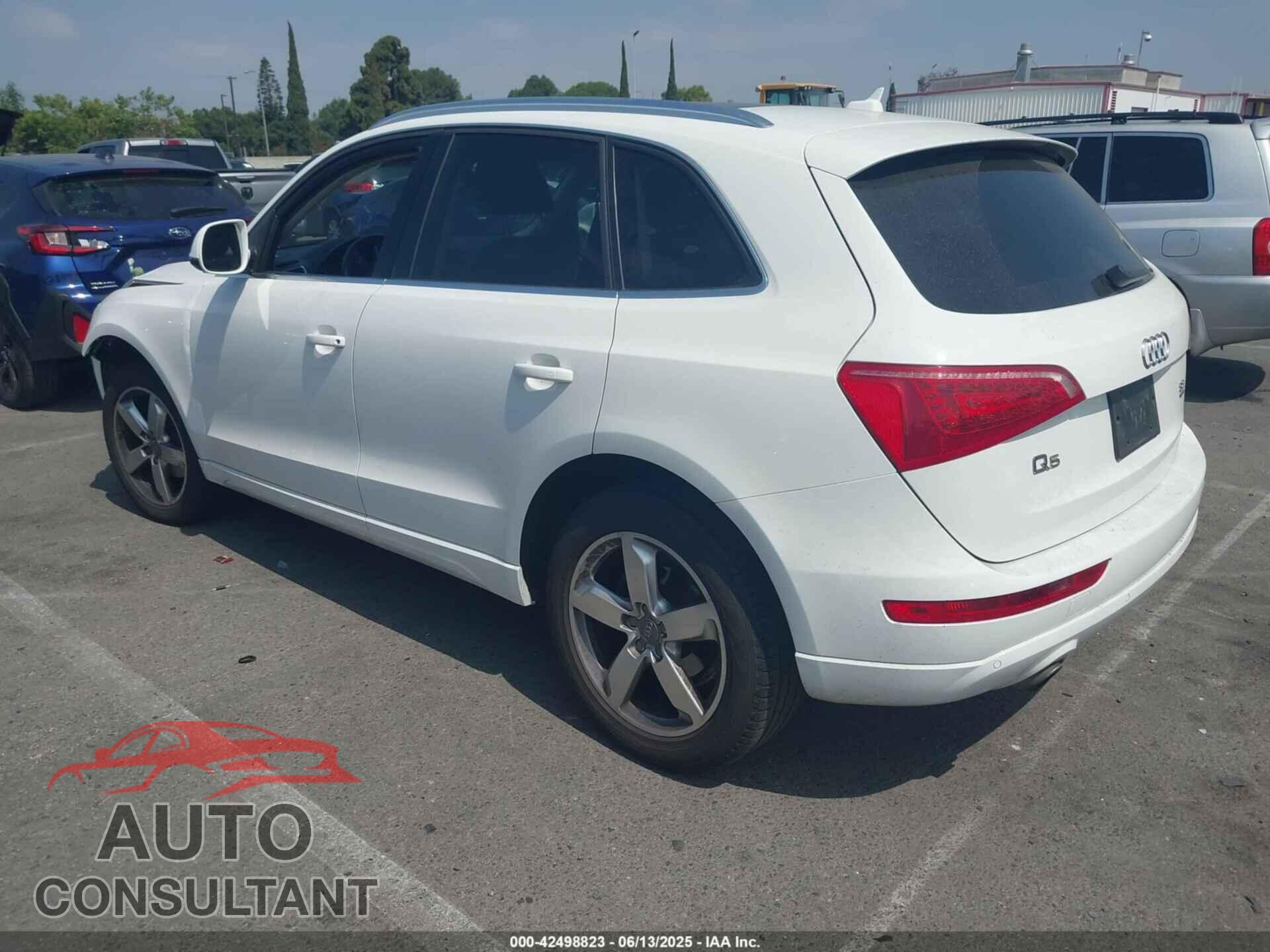 AUDI Q5 2010 - WA1LKAFP1AA003660