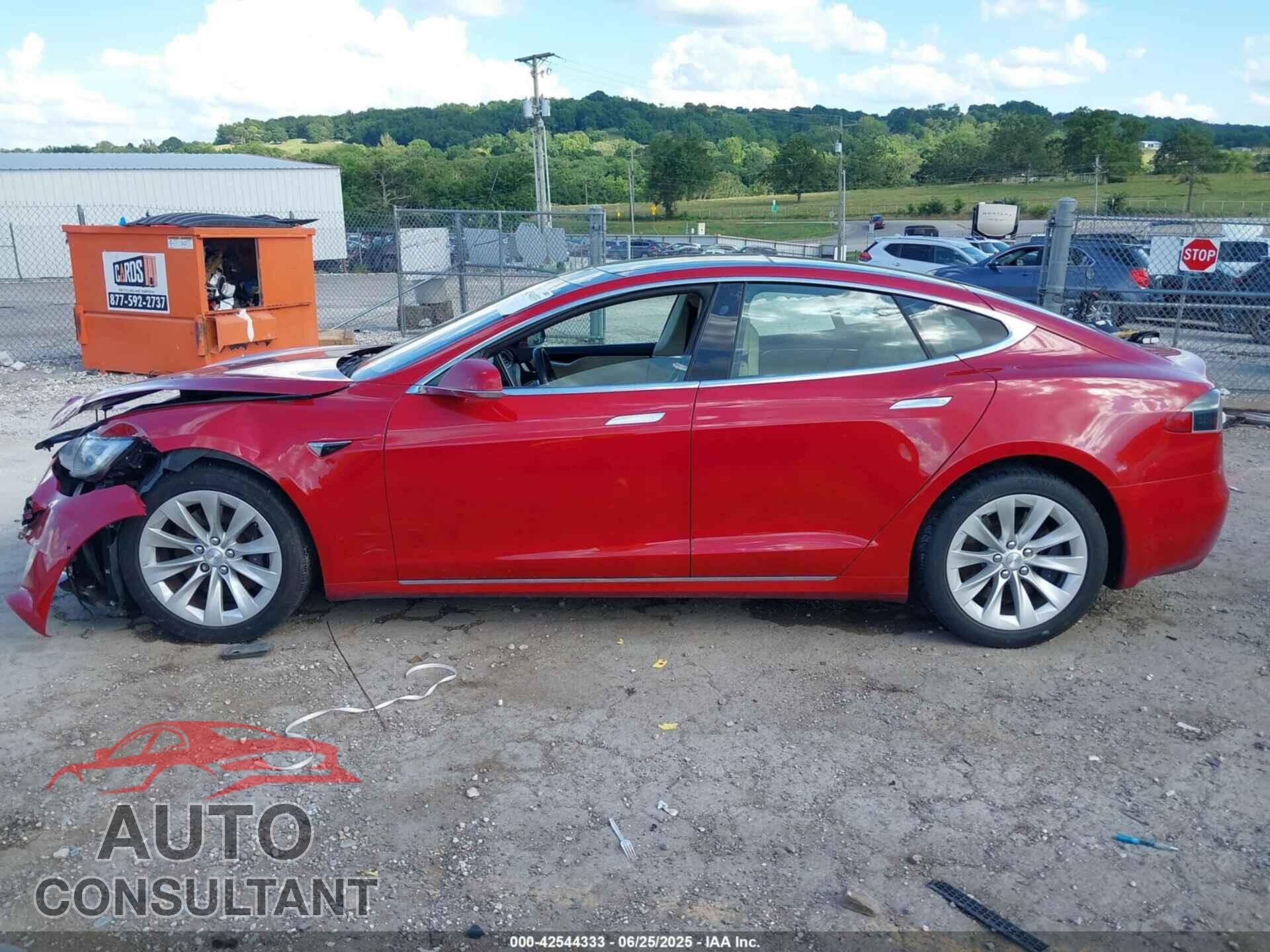 TESLA MODEL S 2017 - 5YJSA1E14HF199130