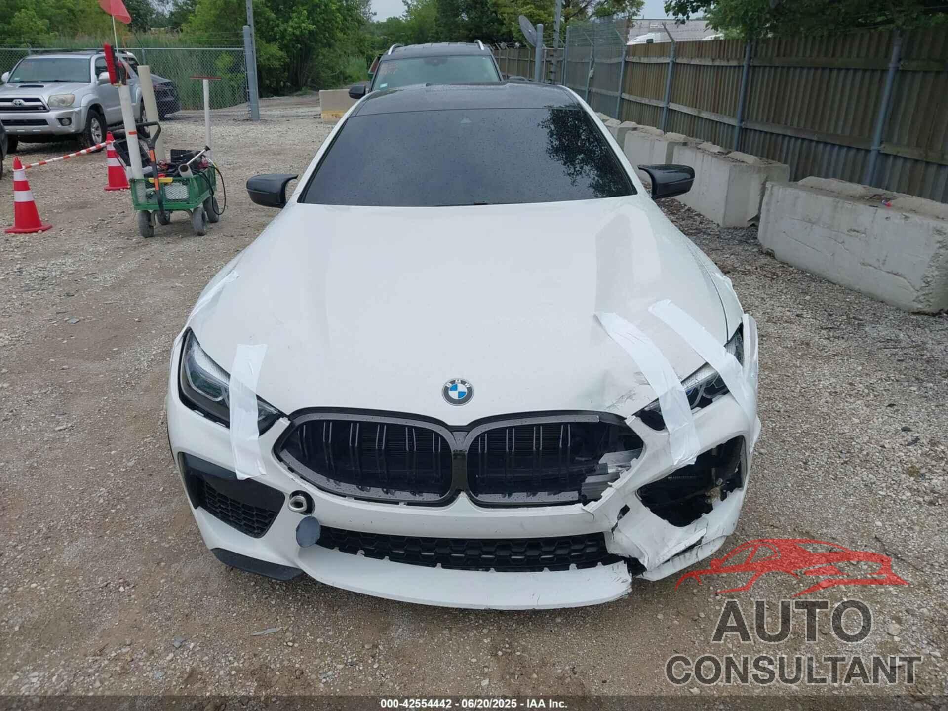 BMW M8 GRAN COUPE 2021 - WBSGV0C02MCF33723
