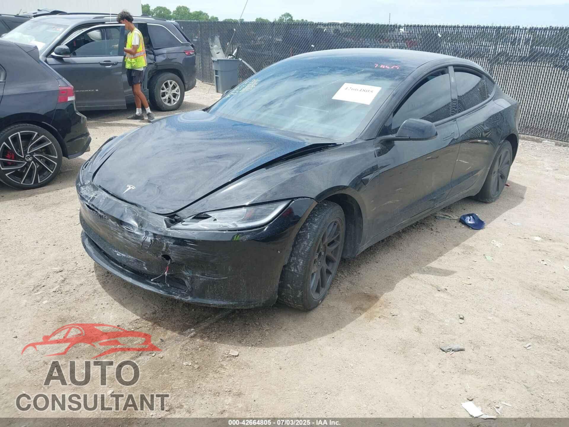 TESLA MODEL 3 2024 - 5YJ3E1EA1RF718841