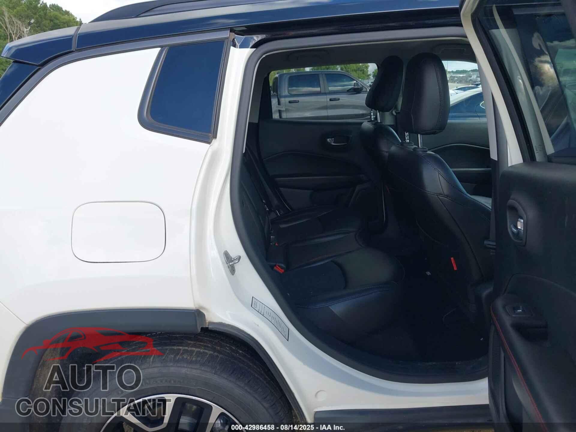 JEEP COMPASS 2020 - 3C4NJDDB7LT189632