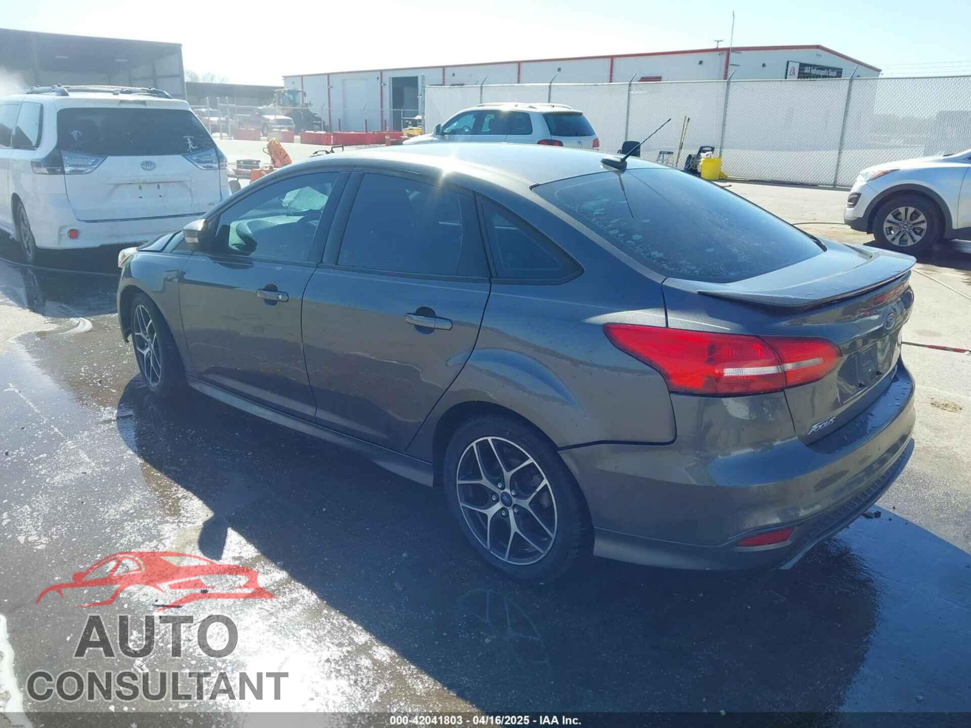 FORD FOCUS 2016 - 1FADP3F28GL266789