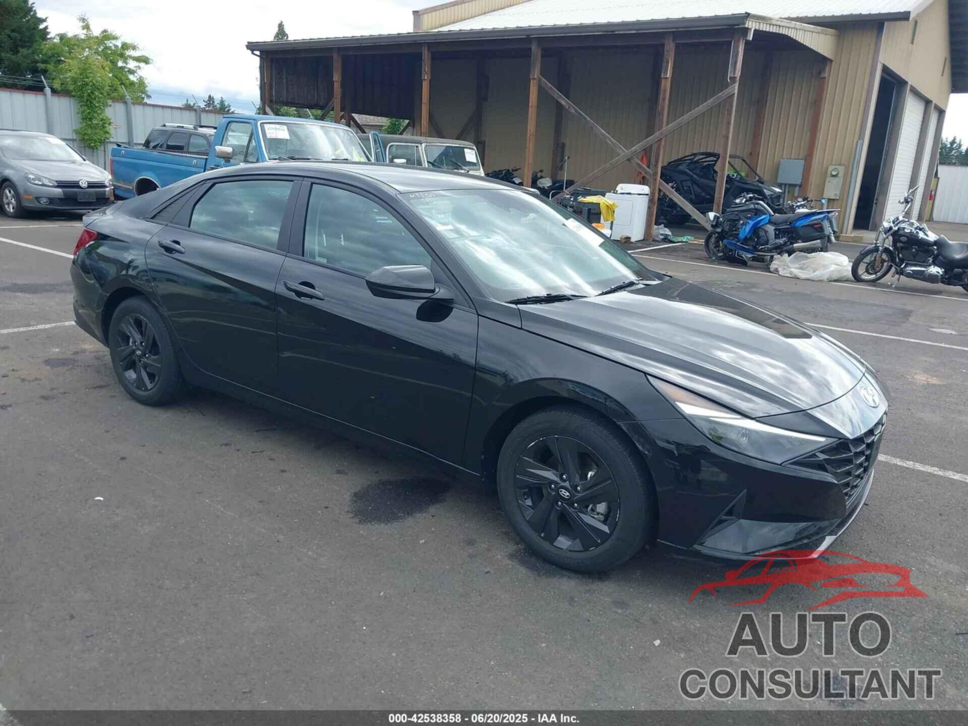 HYUNDAI ELANTRA HYBRID 2023 - KMHLM4AJ0PU082696