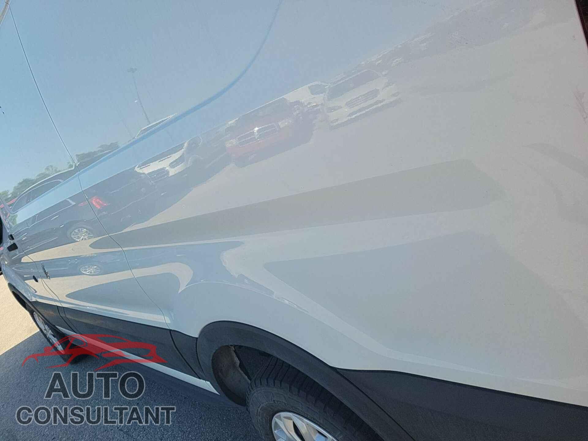 FORD TRANSIT 2019 - 1FTYR1YG6KKB08582
