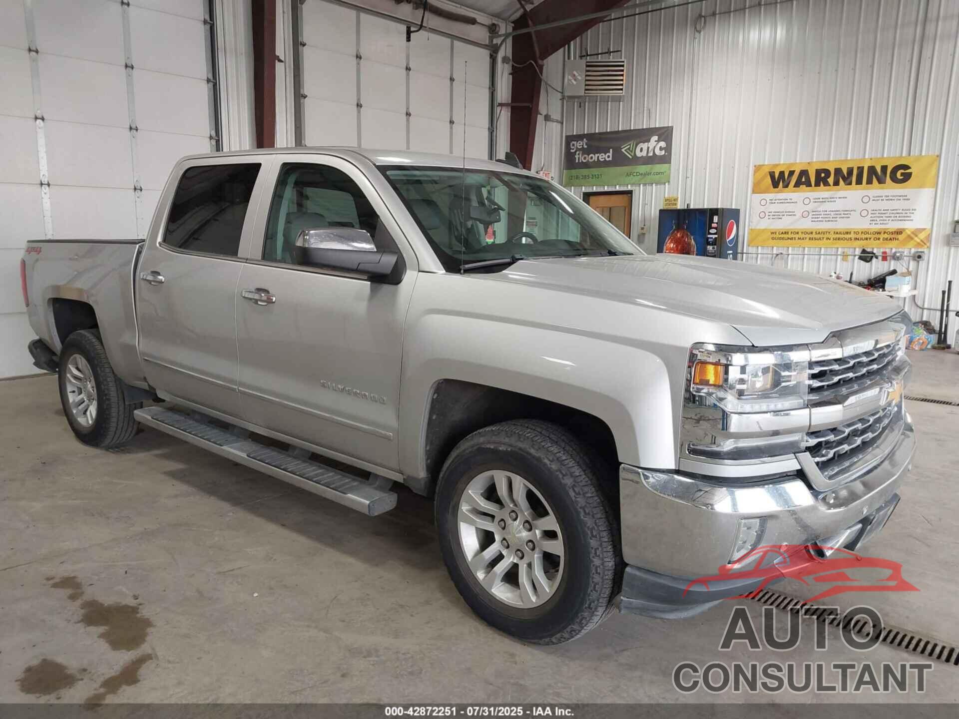 CHEVROLET SILVERADO 1500 2018 - 3GCUKSEC8JG620005