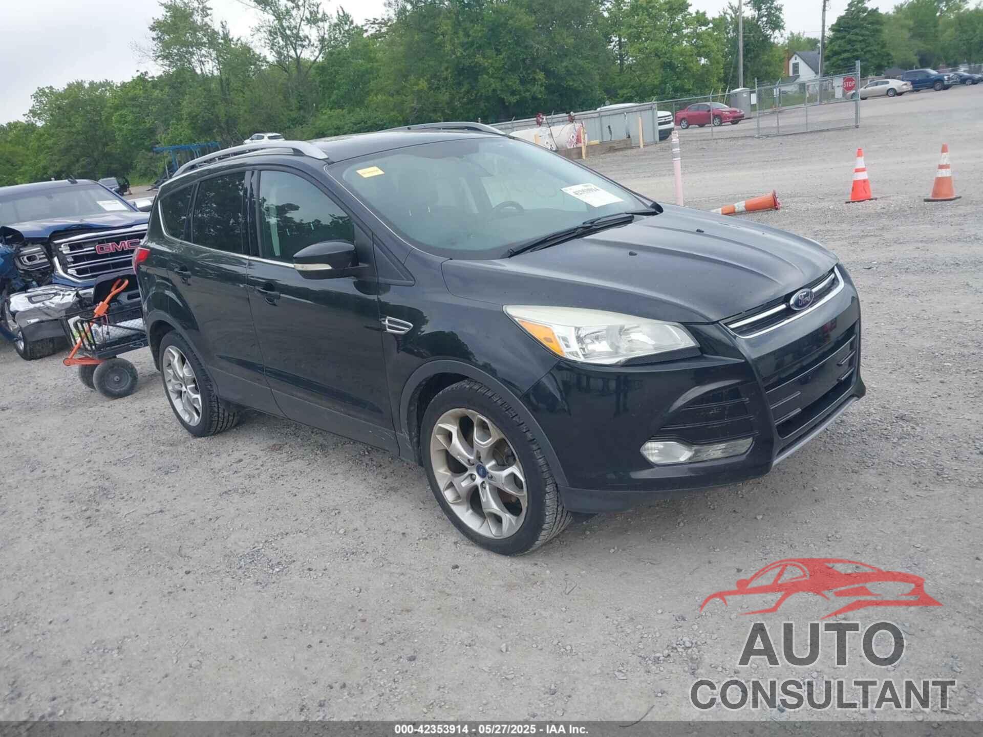 FORD ESCAPE 2014 - 1FMCU0JX1EUA44226