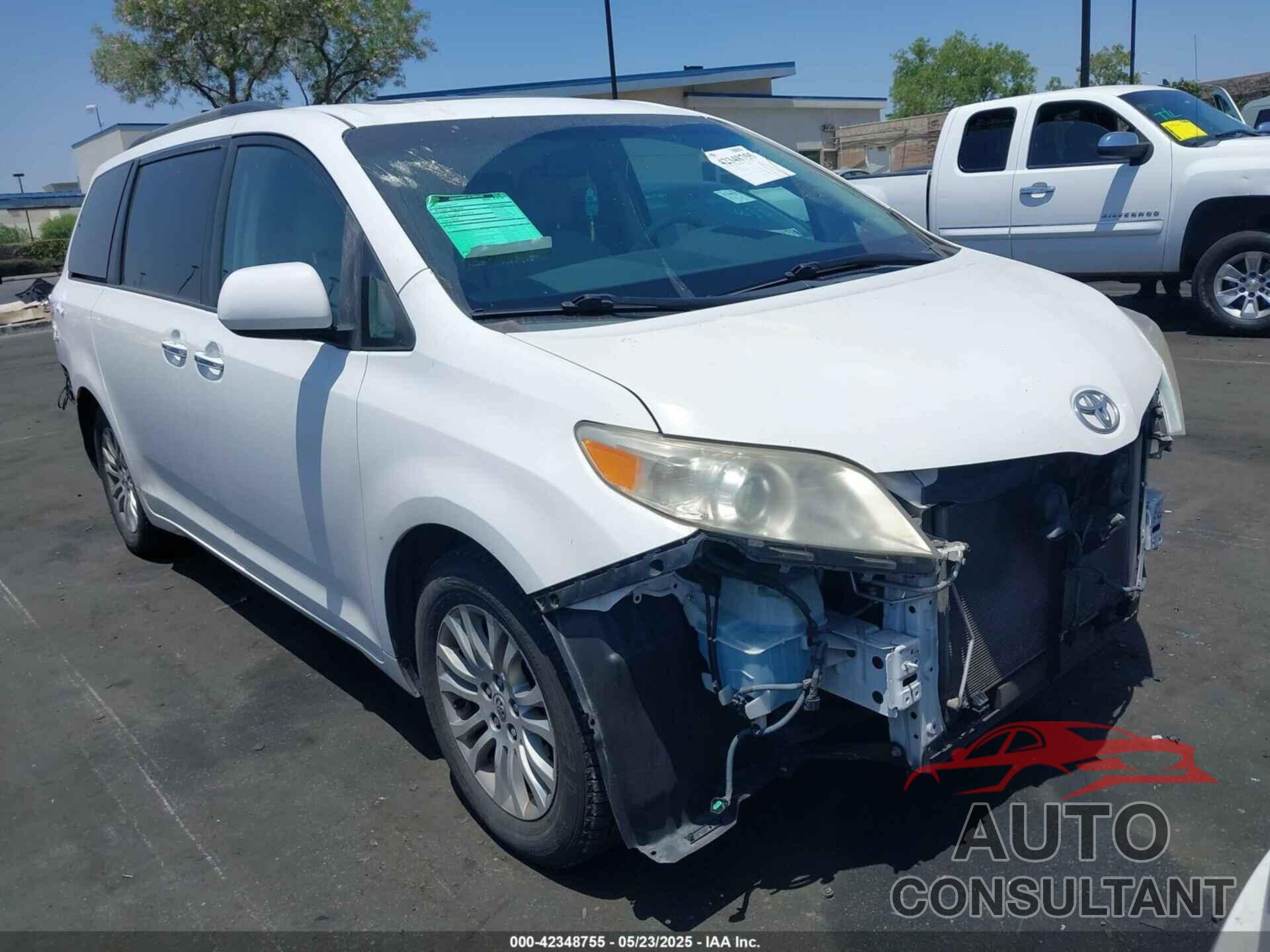 TOYOTA SIENNA 2011 - 5TDYK3DC1BS040347