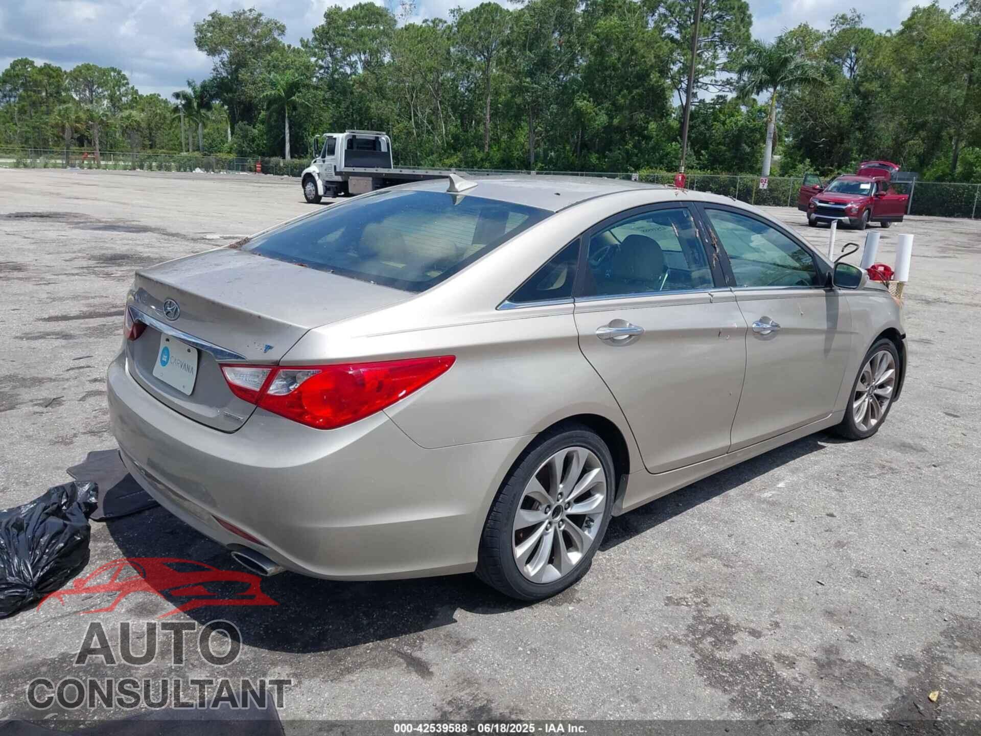 HYUNDAI SONATA 2011 - 5NPEC4AB2BH201103