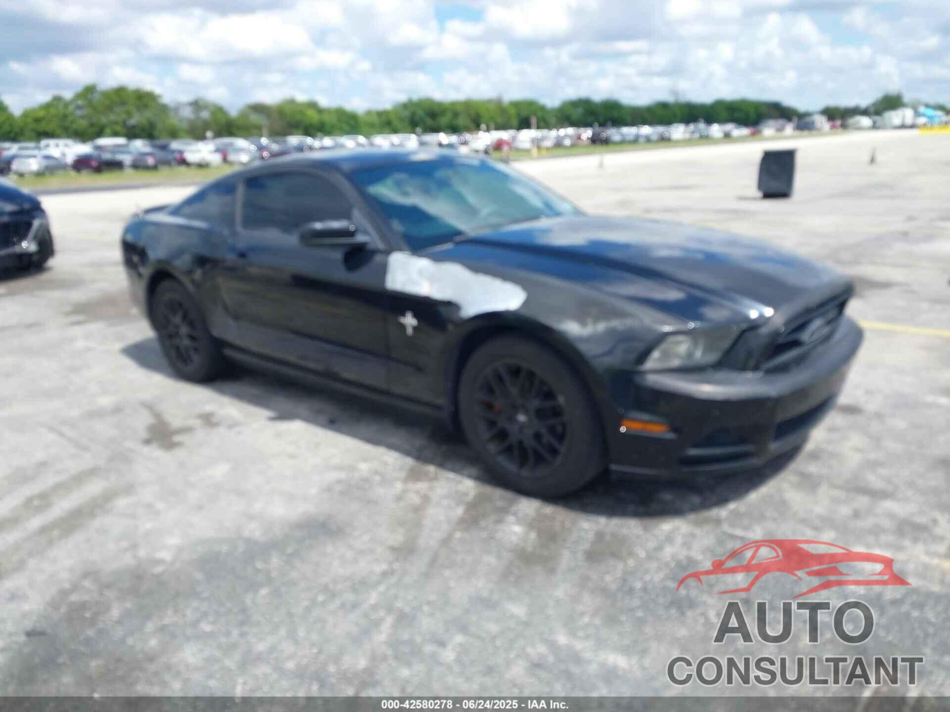 FORD MUSTANG 2013 - 1ZVBP8AM5D5263496