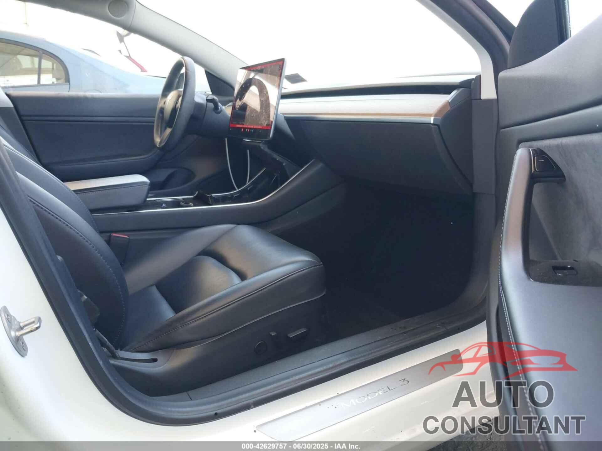 TESLA MODEL 3 2018 - 5YJ3E1EB9JF085339