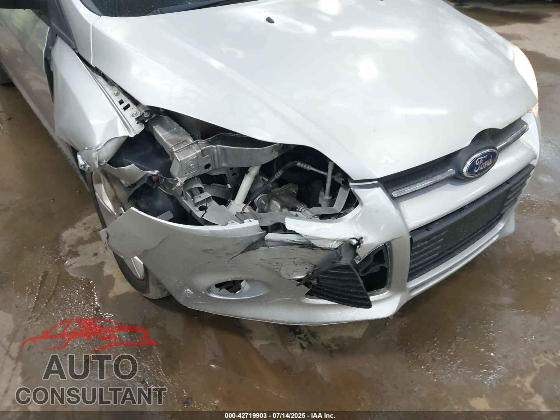 FORD FOCUS 2014 - 1FADP3F27EL366864