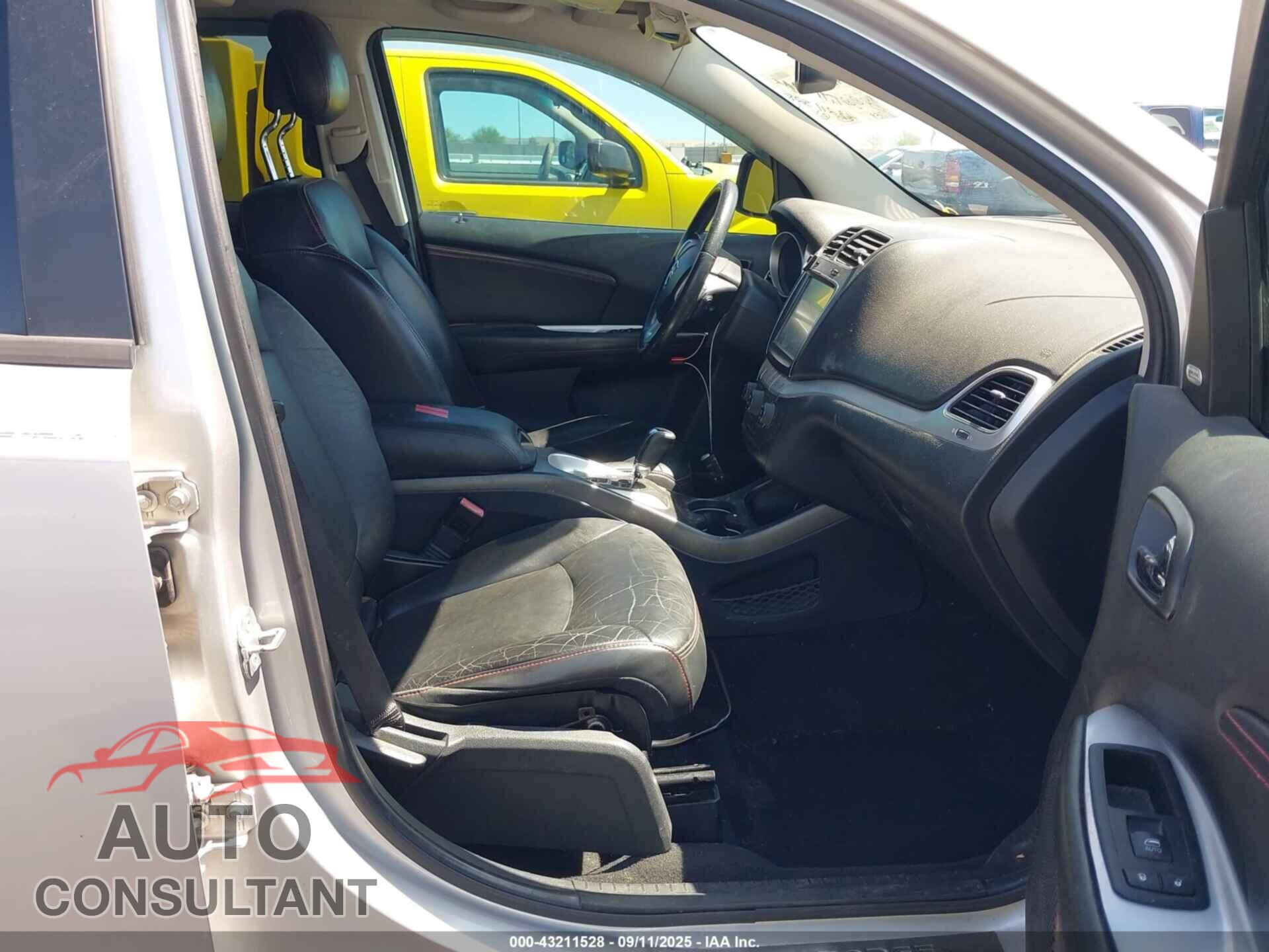 DODGE JOURNEY 2012 - 3C4PDCEG9CT282348