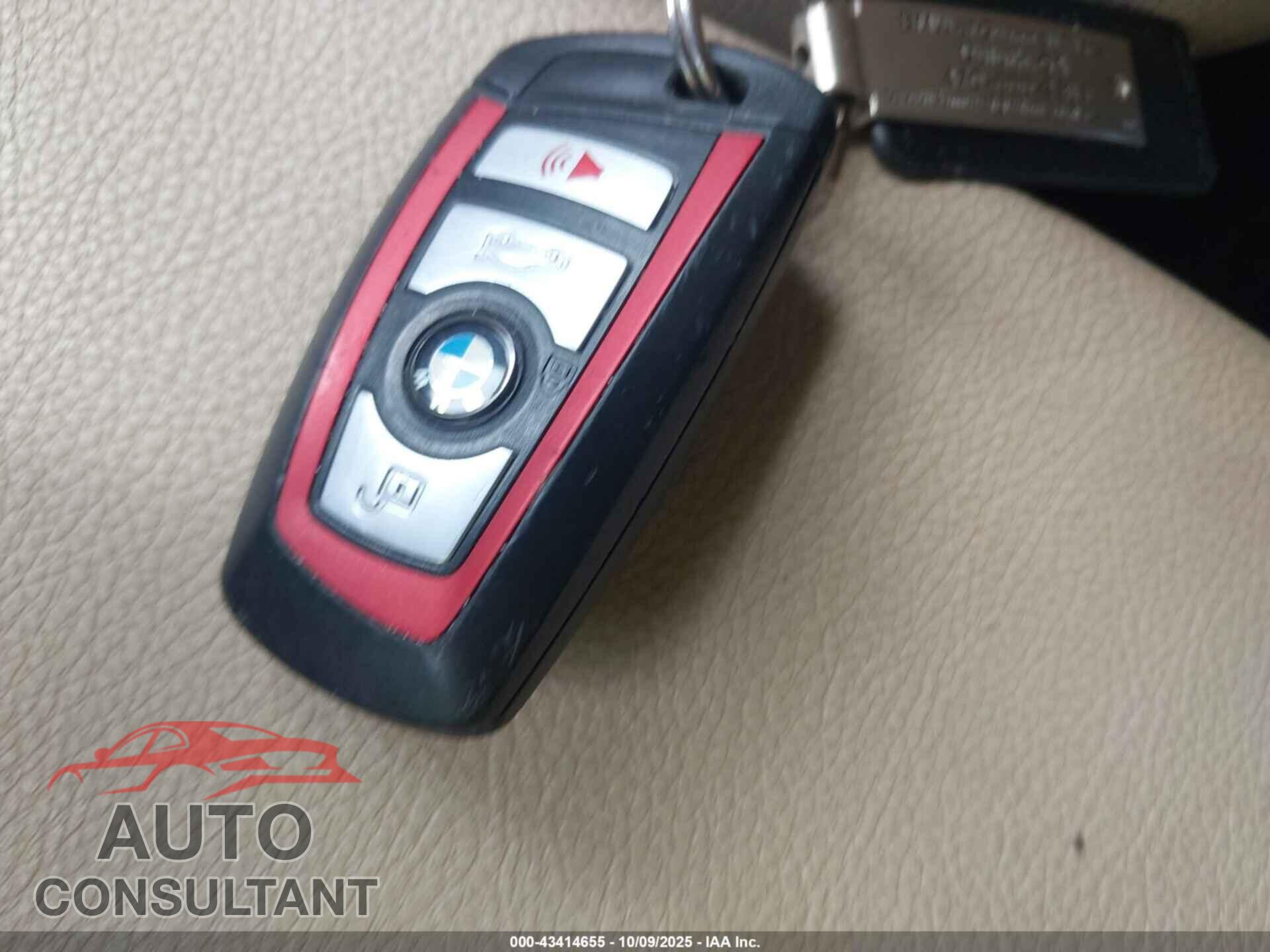 BMW 330I 2018 - WBA8B9C50JEE81865