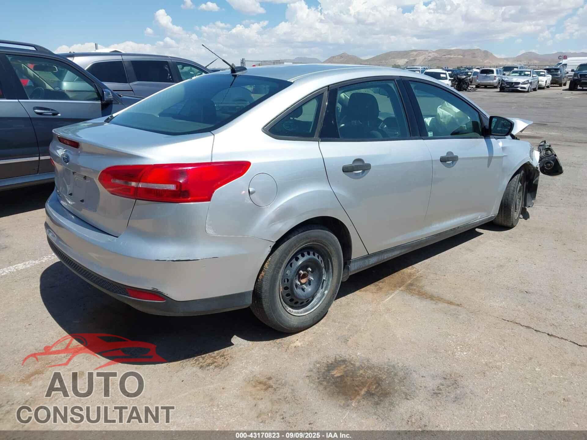 FORD FOCUS 2017 - 1FADP3E2XHL347666