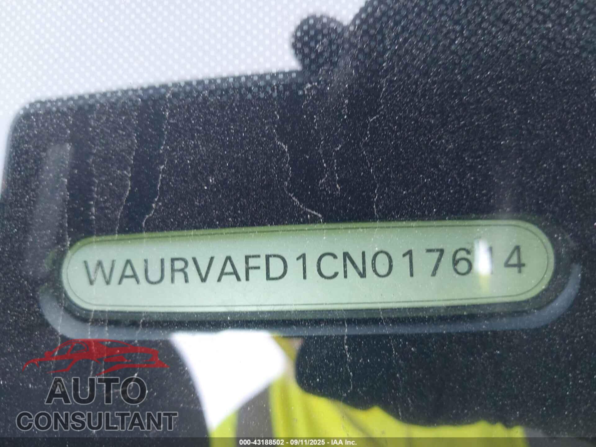 AUDI A8 L 2012 - WAURVAFD1CN017614