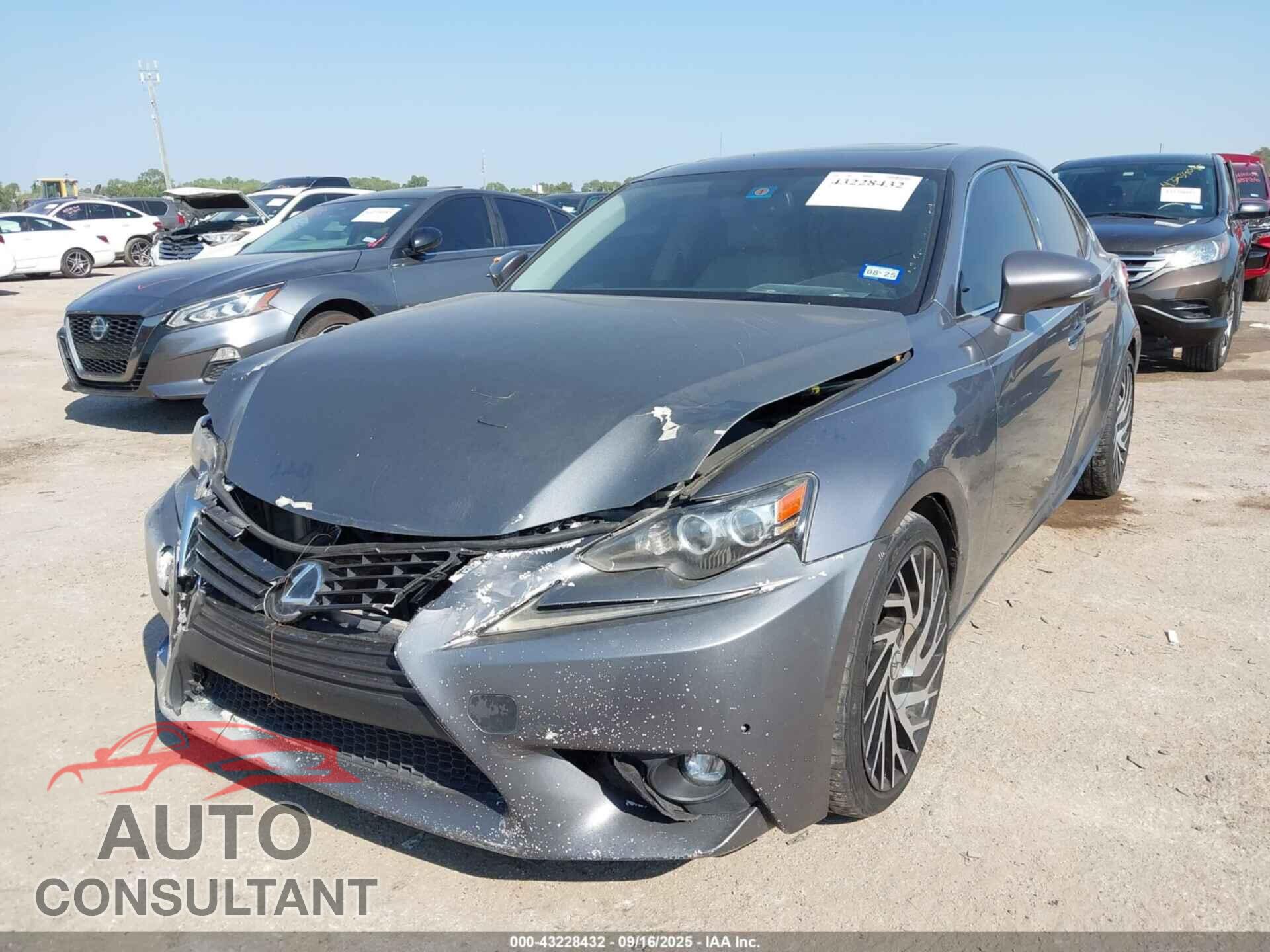 LEXUS IS 250 2015 - JTHBF1D20F5049007