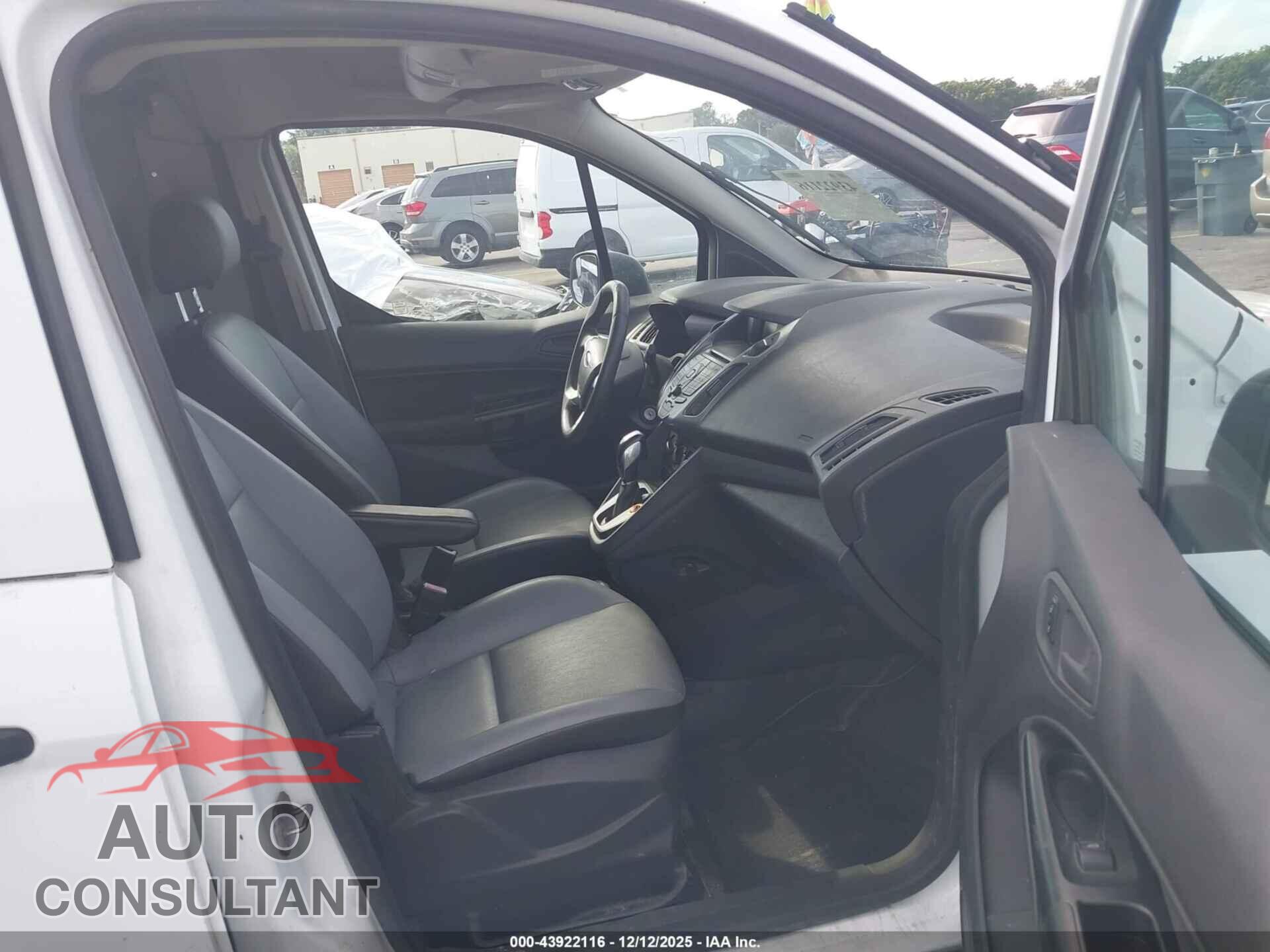 FORD TRANSIT CONNECT 2017 - NM0LS7E75H1337613