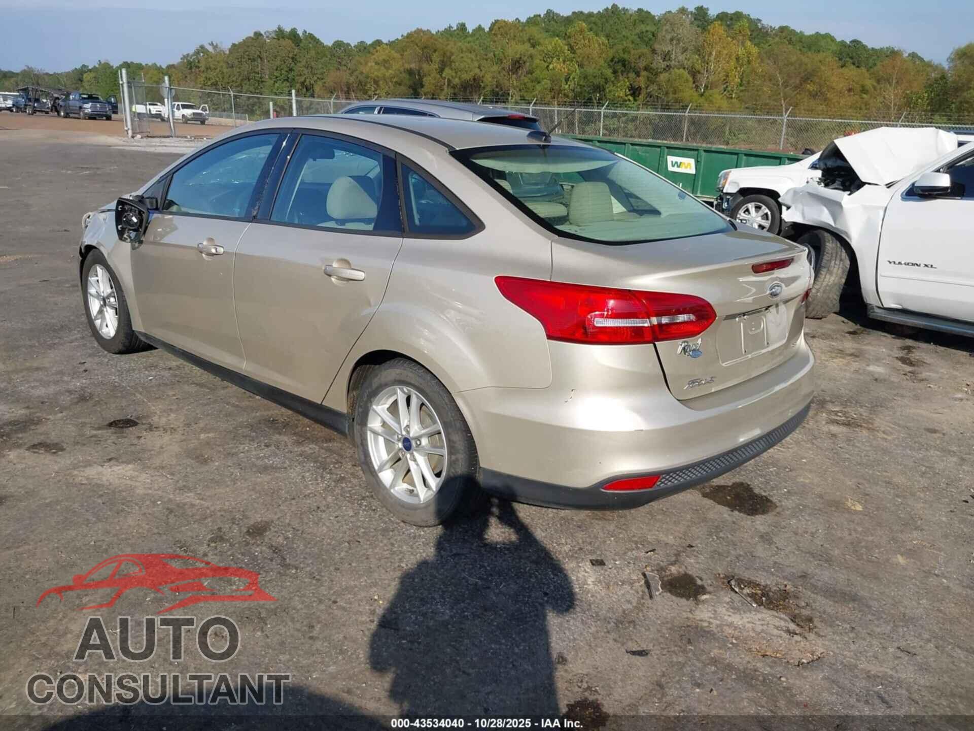 FORD FOCUS 2017 - 1FADP3F27HL212773