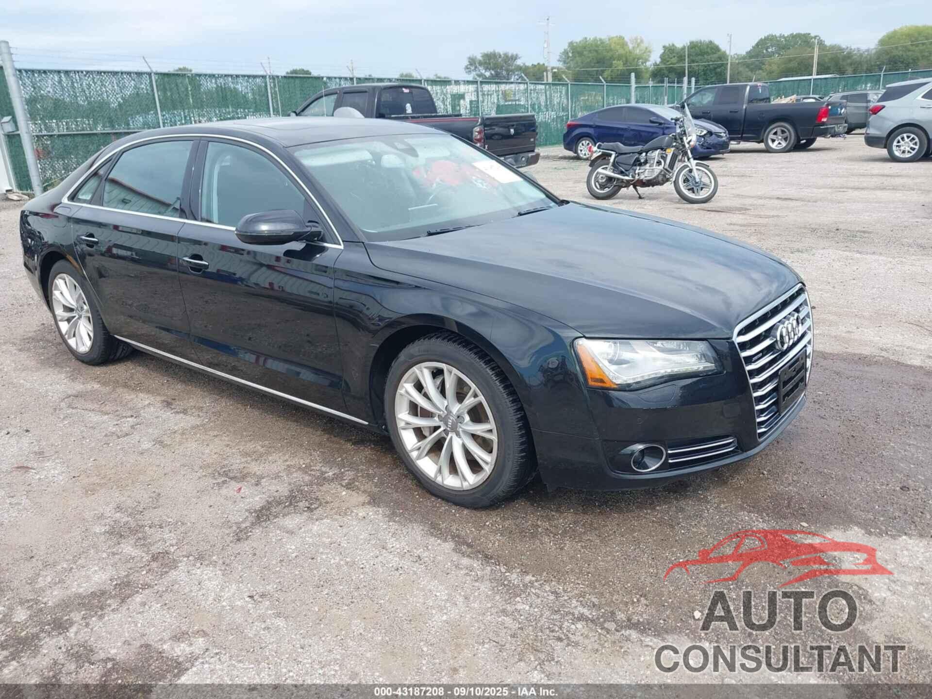 AUDI A8 L 2013 - WAURGAFD0DN026557