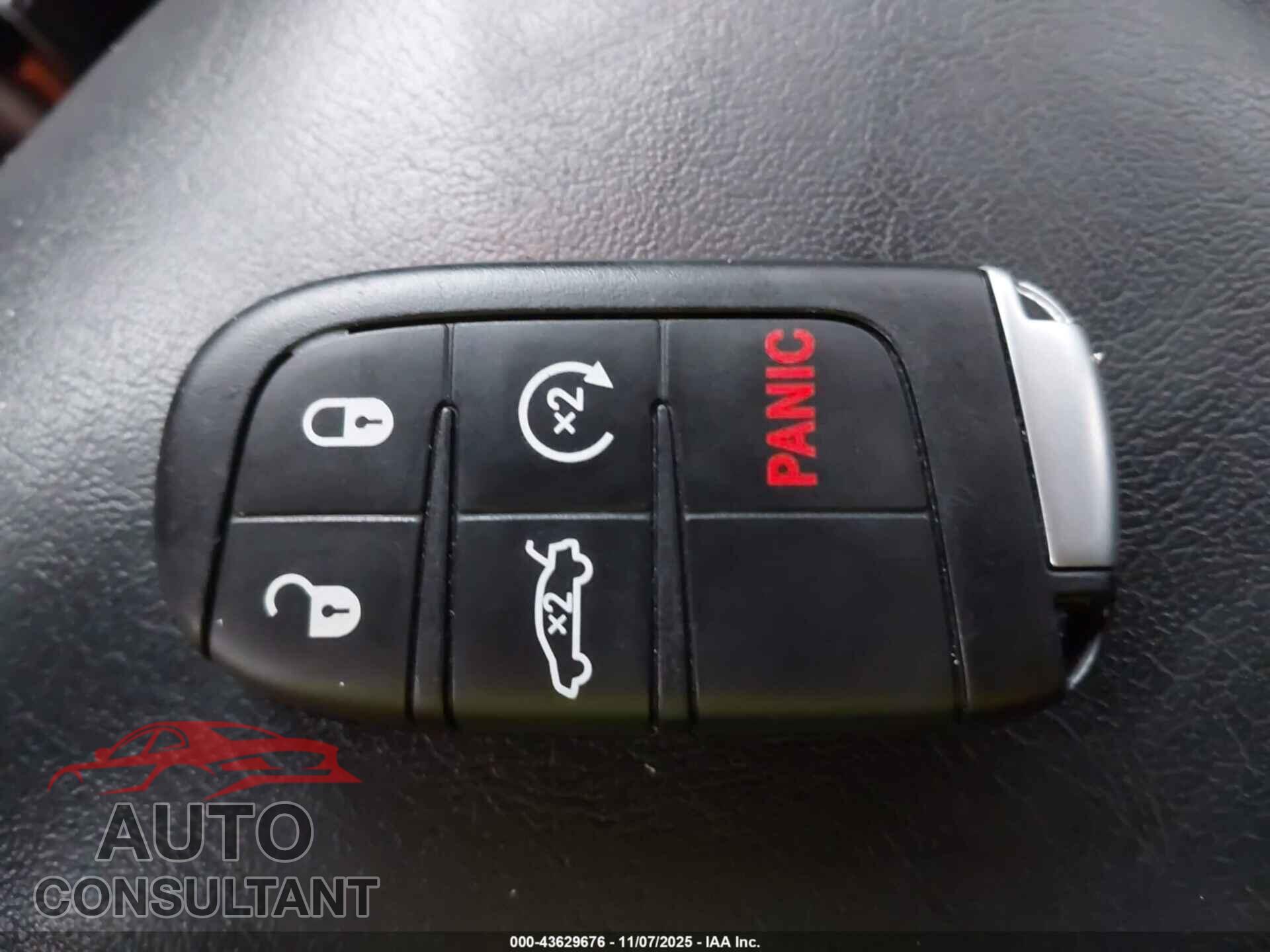DODGE CHARGER 2023 - 2C3CDXJGXPH652351