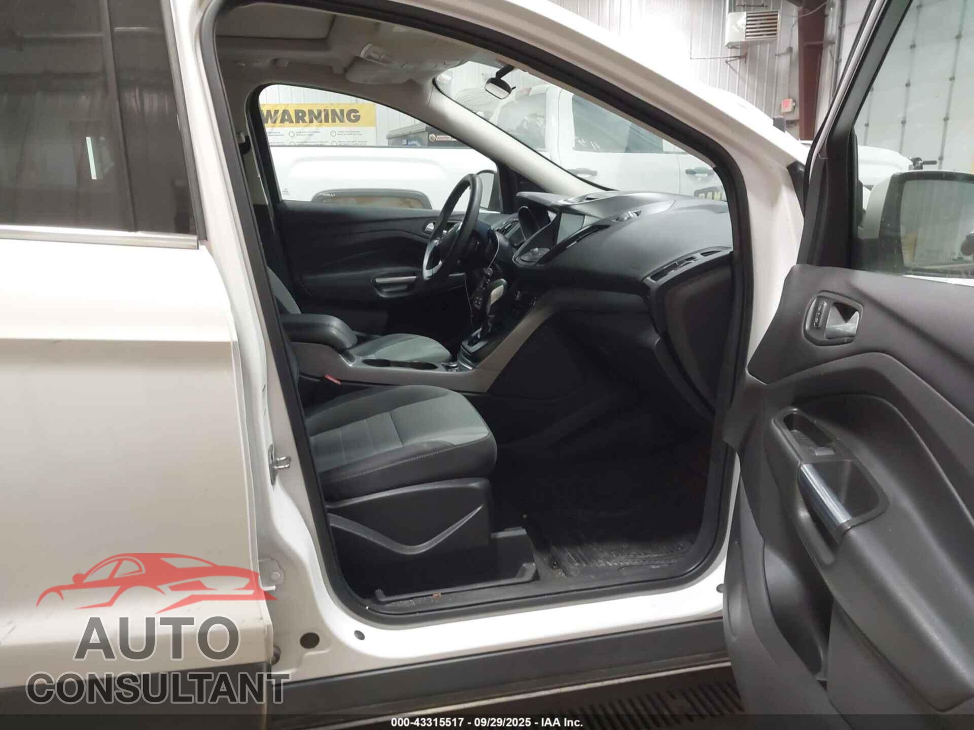FORD ESCAPE 2014 - 1FMCU9G97EUD27095