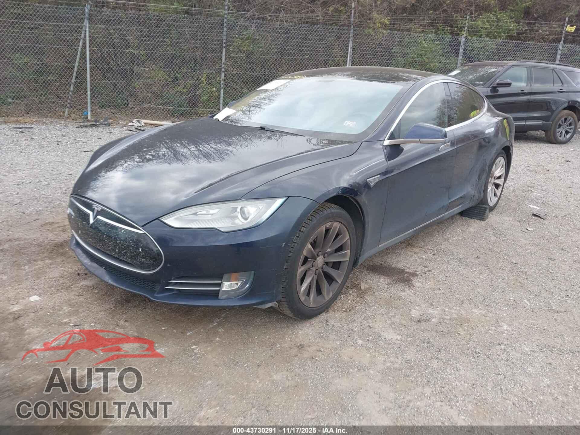 TESLA MODEL S 2013 - 5YJSA1AC5DFP11172