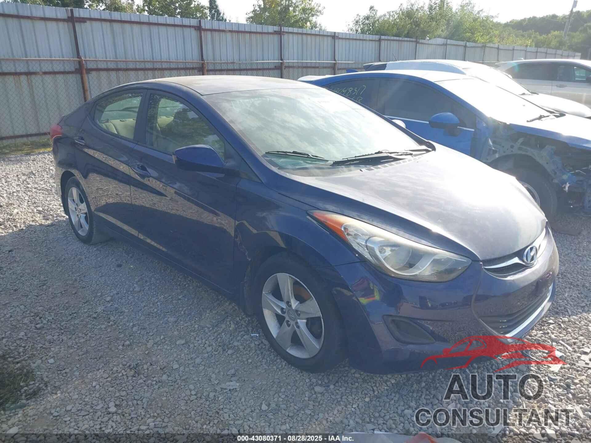 HYUNDAI ELANTRA 2013 - 5NPDH4AE2DH372203