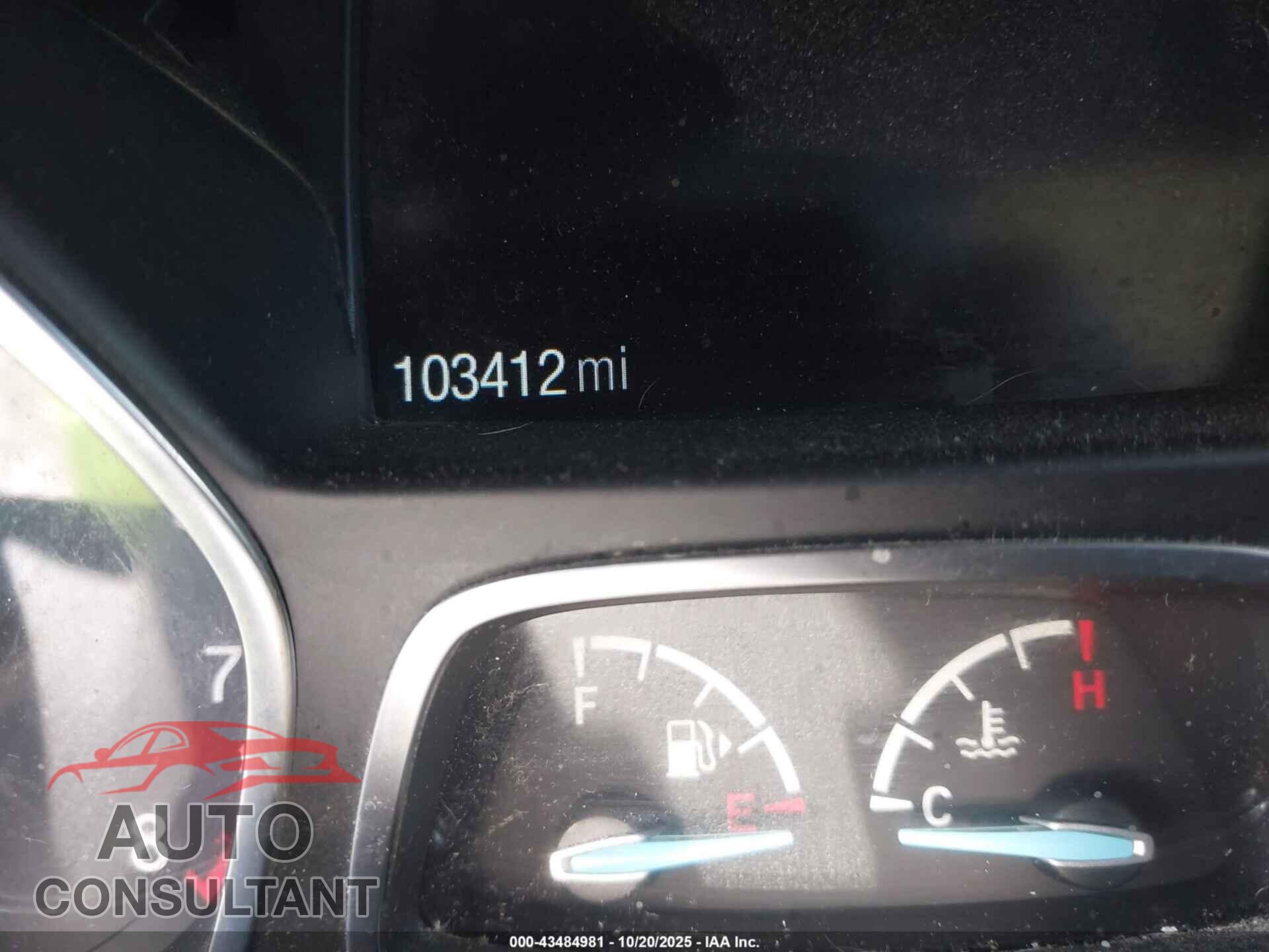 FORD ESCAPE 2017 - 1FMCU0F70HUD57720