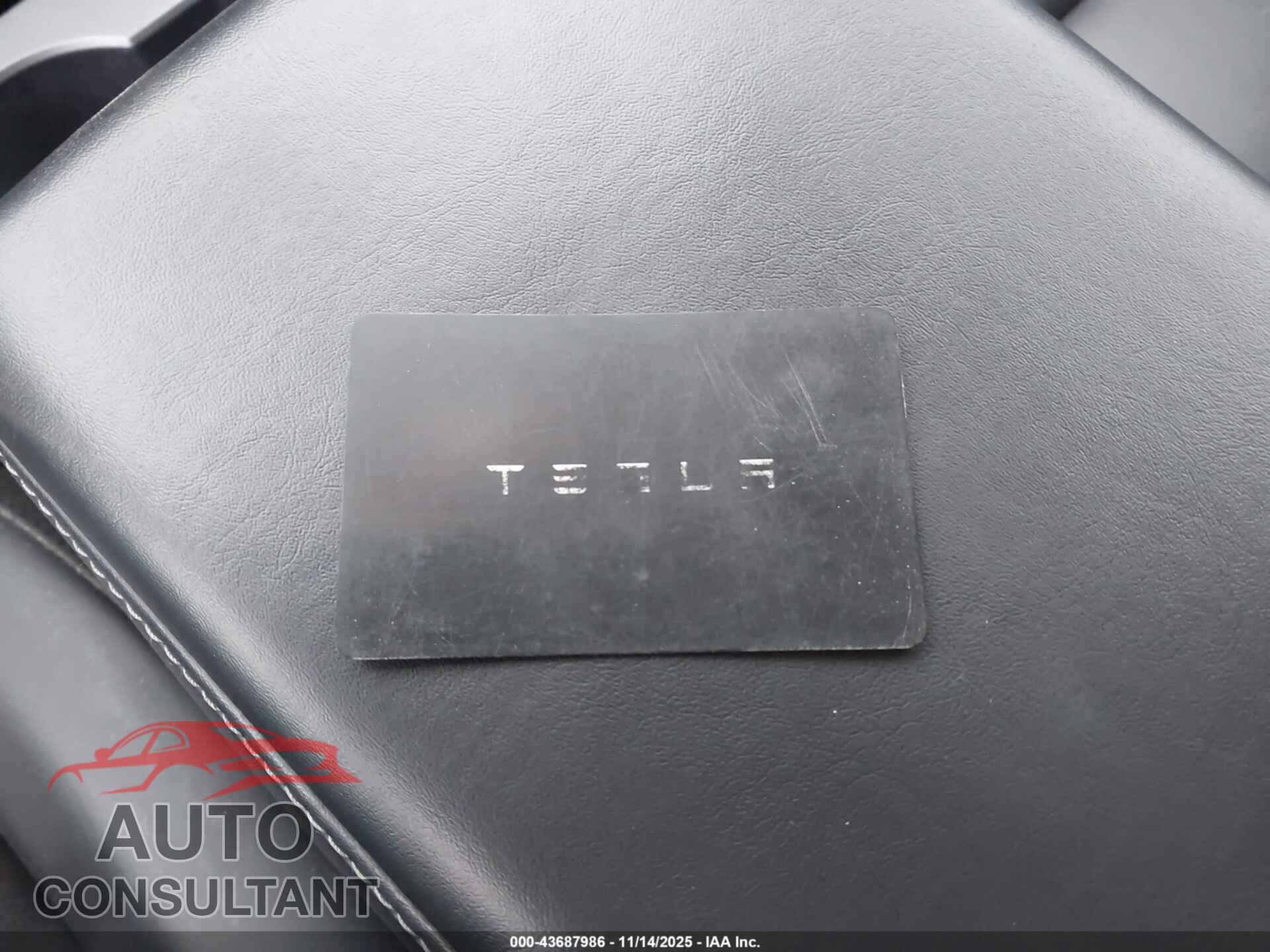 TESLA MODEL Y 2022 - 7SAYGDEE1NF356432