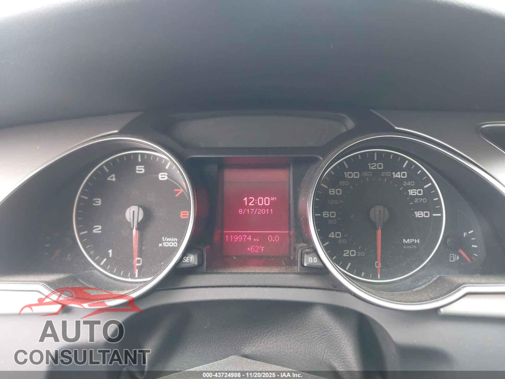 AUDI A5 2012 - WAULFAFR2CA044357